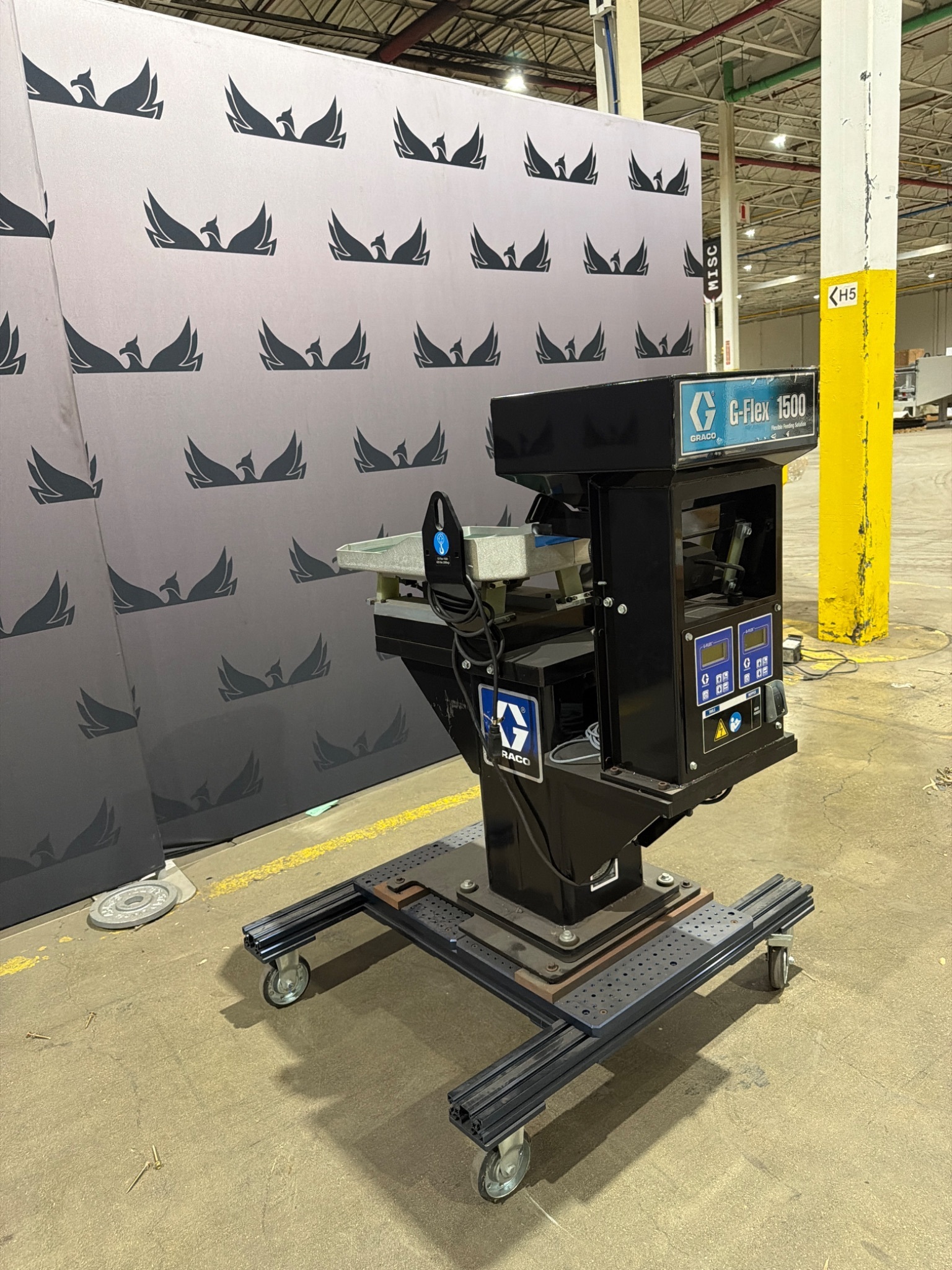 GRACO 16V133 G‑Flex 1500 Parts Feeder USED 1