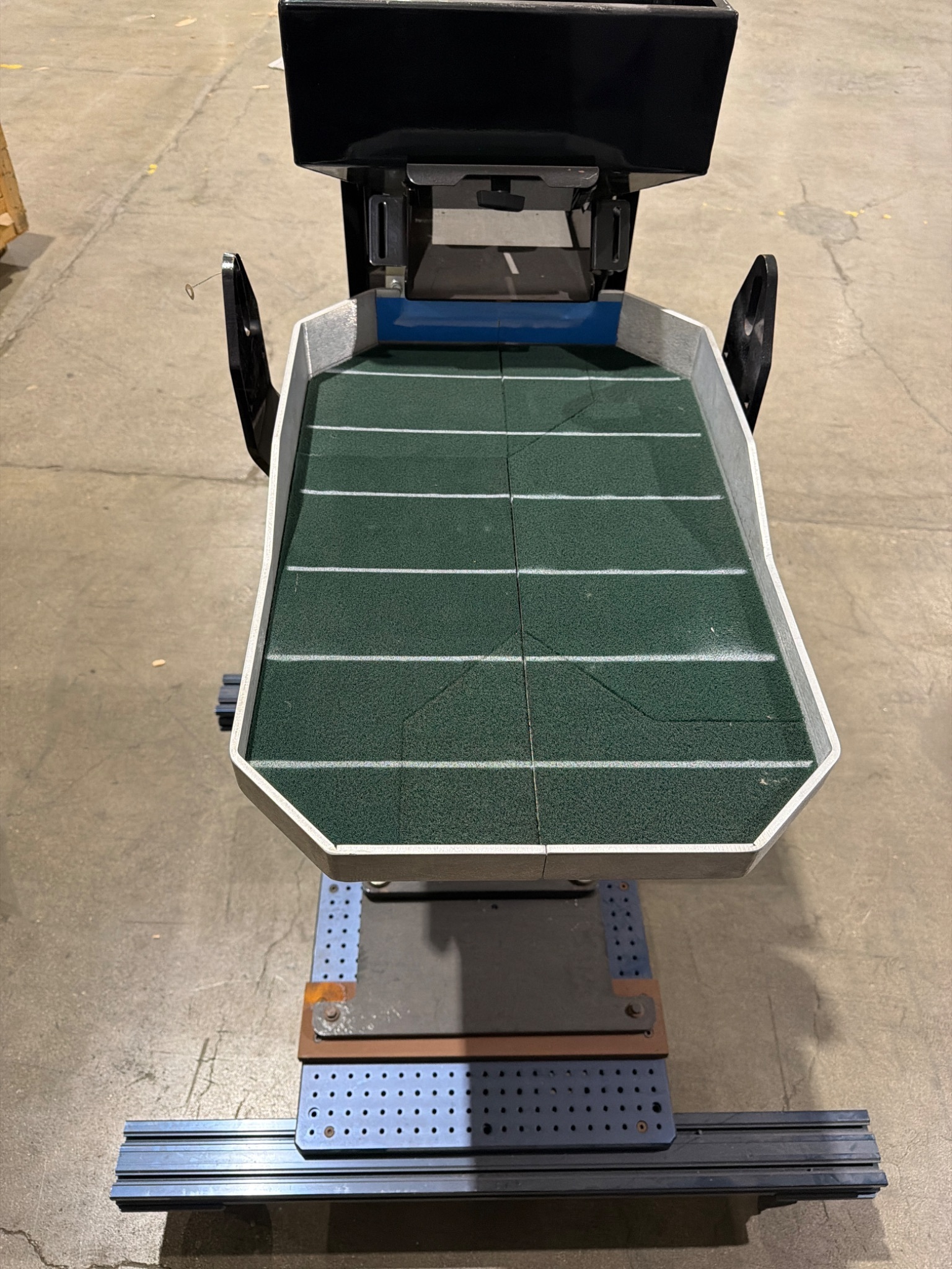 GRACO 16V133 G‑Flex 1500 Parts Feeder USED 4