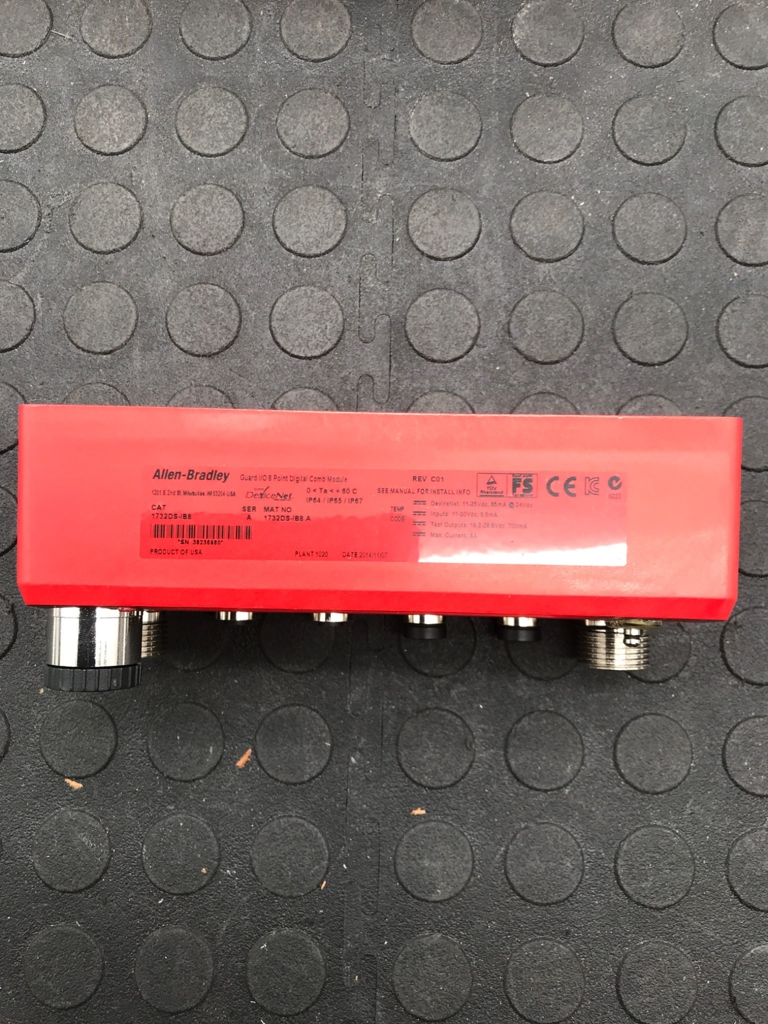 ALLEN BRADLEY 1732DS‑IB8 Guard I/O 8 Point Digital Comb Module NEW 2