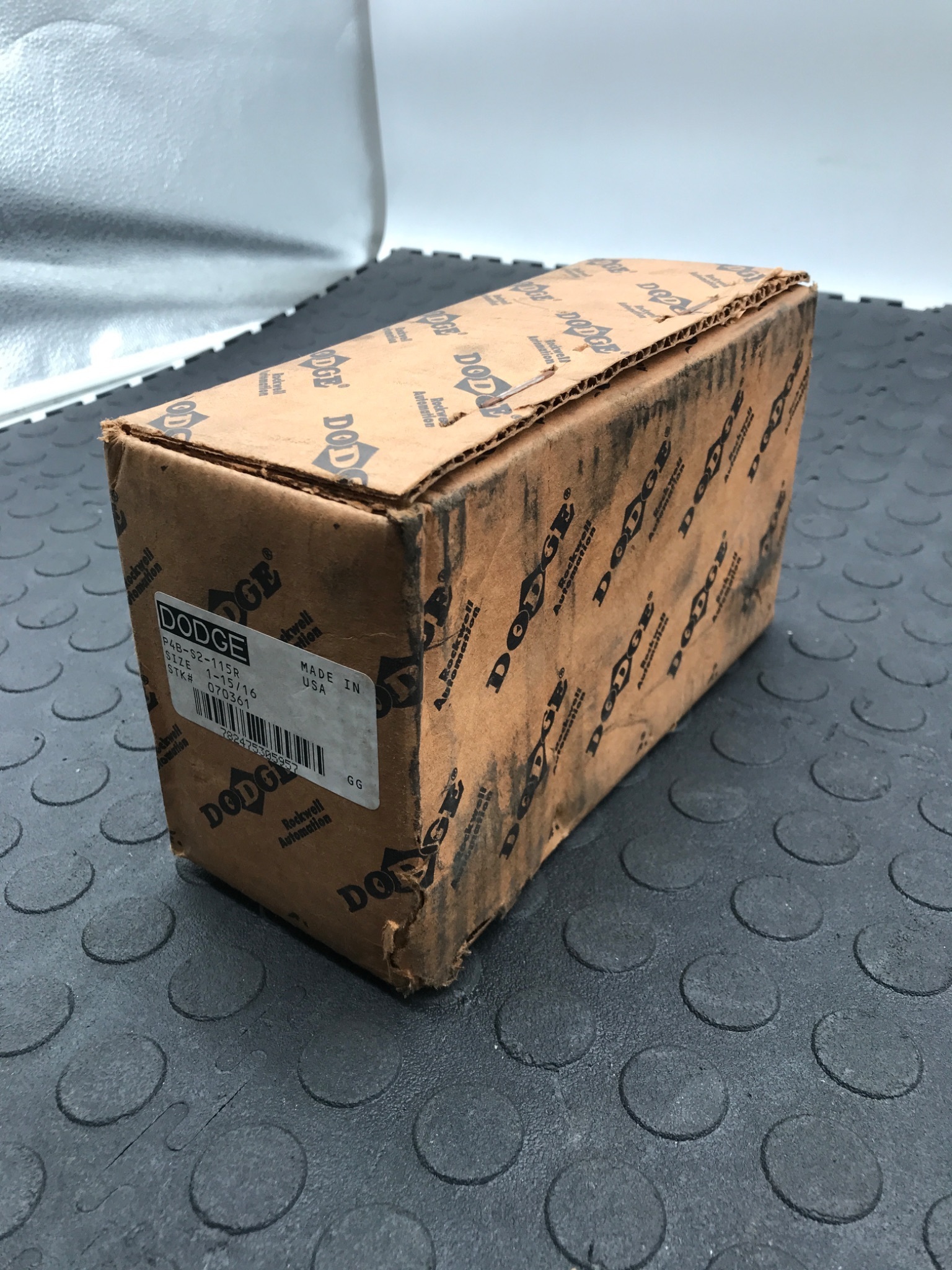 DODGE P4B‑S2‑115R Cast Iron Pillow Block Bearing NEW 1
