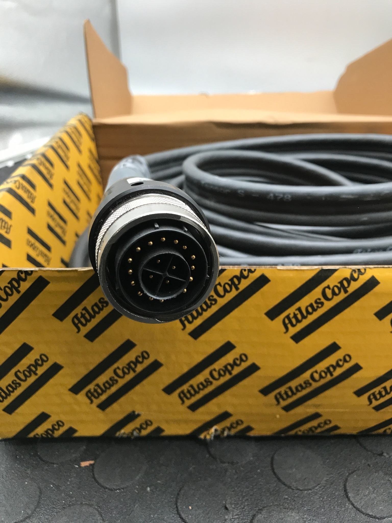 ATLAS COPCO 4220360615 Tensor S/DS Series Tool Cable (15m) NEW 3