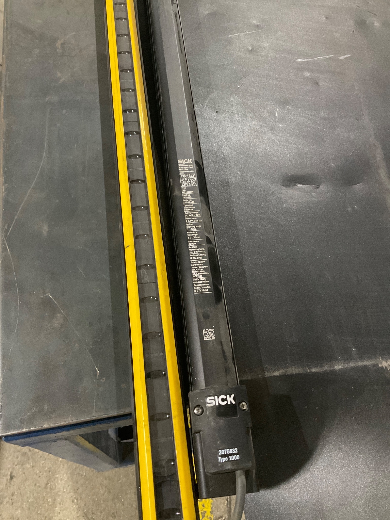 2021 SICK C4P-SA21031A00/C4P-EA21031C00 SAFETY LIGHT CURTAIN SET USED 4
