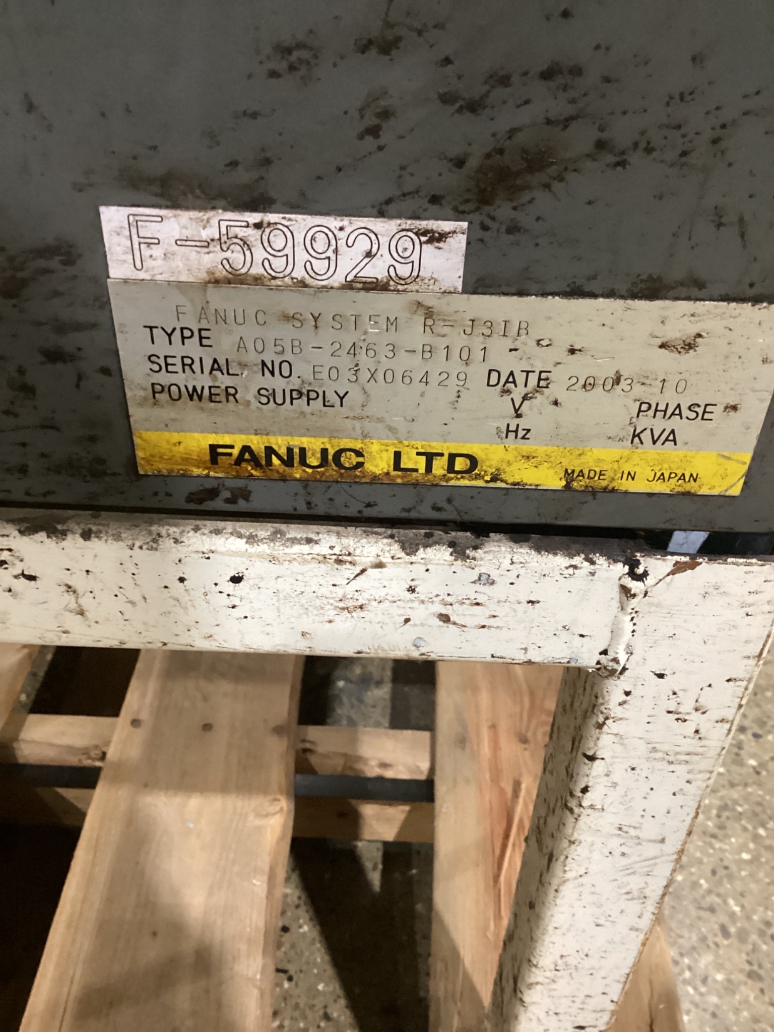 2003 FANUC M-16IB/20 + R-J3IB ROBOT ARM AND CONTROL PANEL NO TEACH PENDANT USED 8