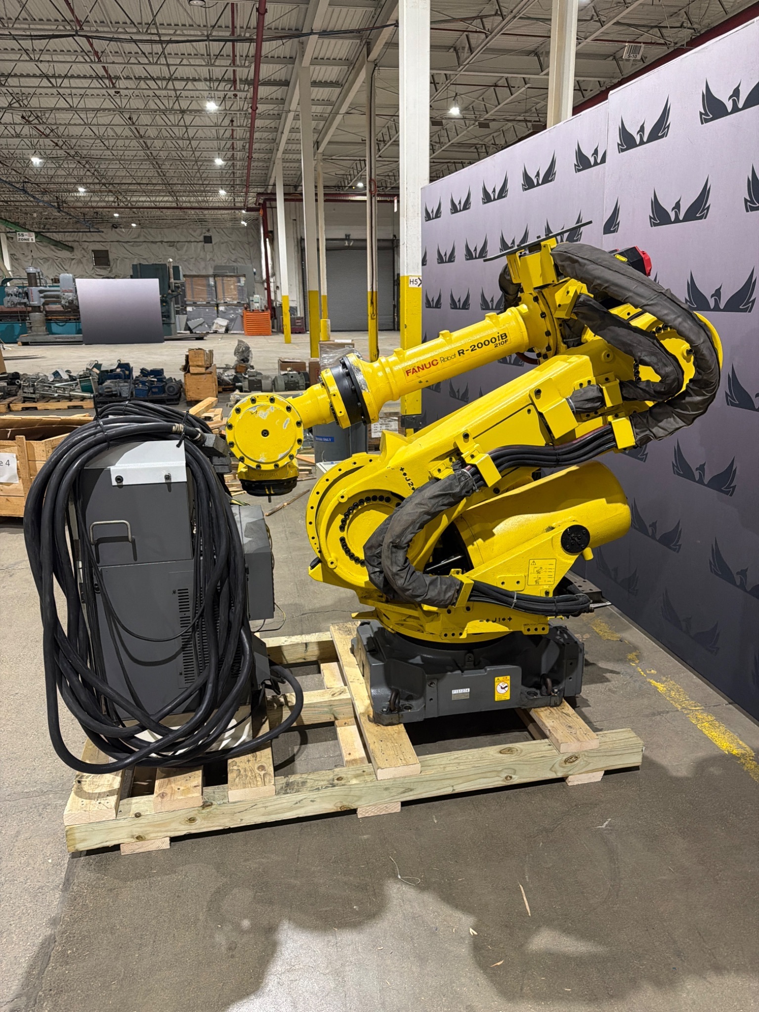 FANUC R-2000iB/210F Complete w/ R-30iB Controls USED 4