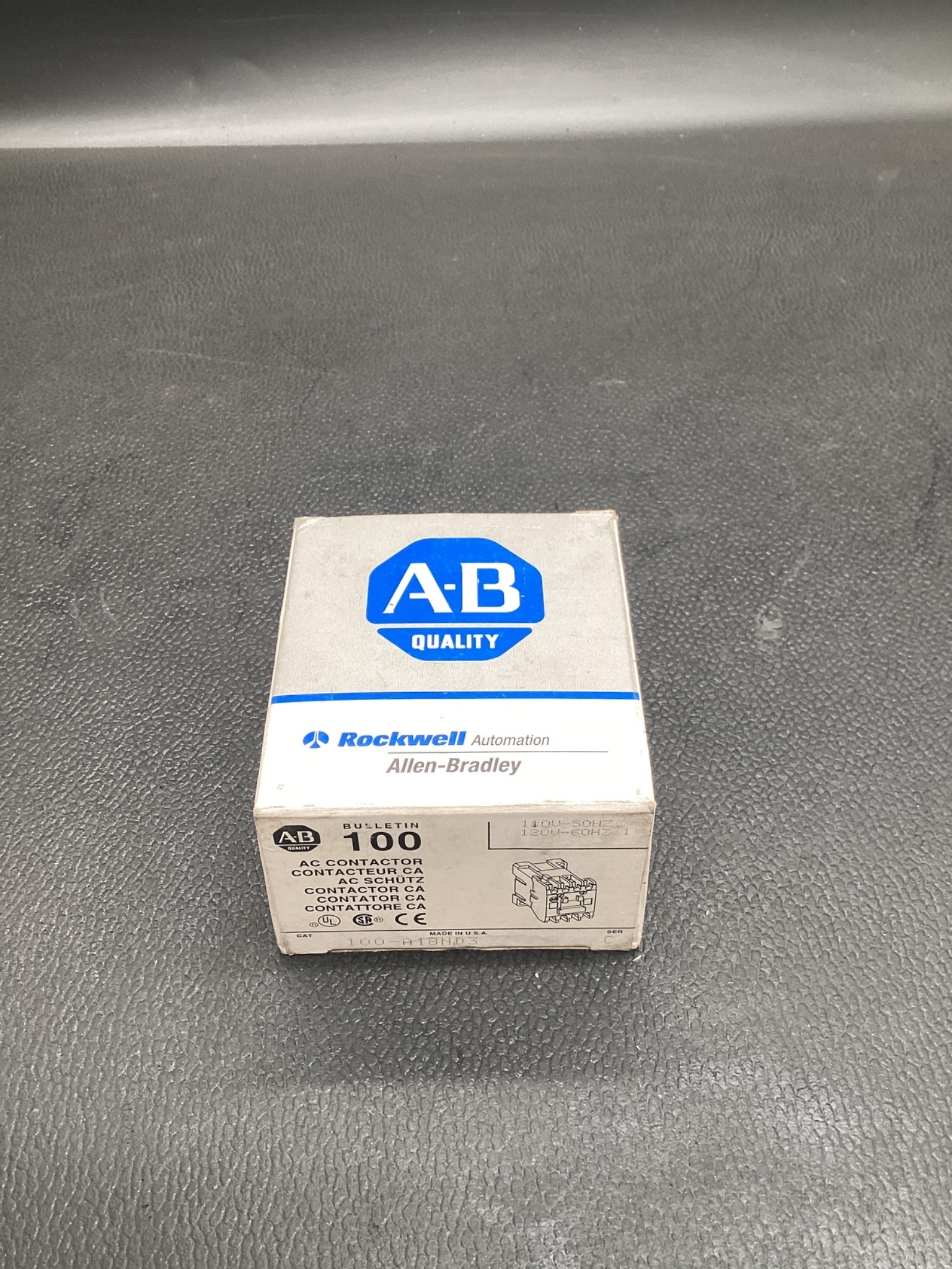 ALLEN BRADLEY 100‑A18ND3 AC Contactor NEW 0