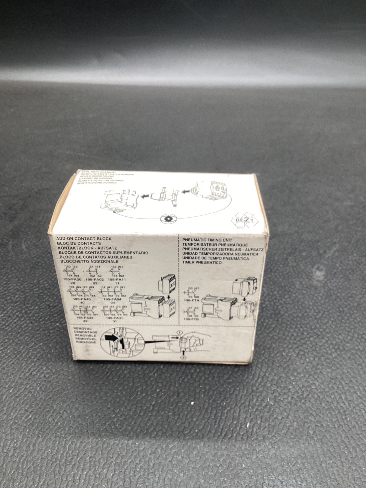ALLEN BRADLEY 100‑A18ND3 AC Contactor NEW 3