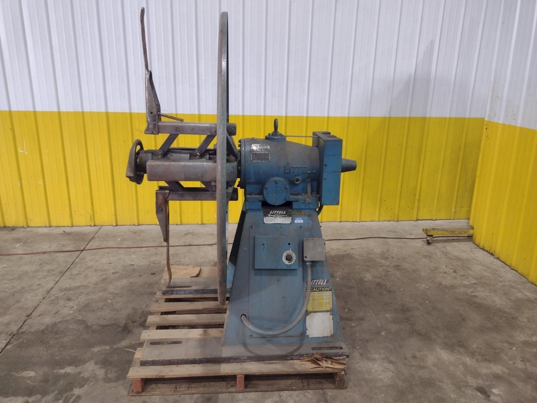 4,000 LBS X 12" LITTELL MODEL #40-12 PULL OFF COIL REEL UNCOILER WITH ELECTRIC BRAKE USED 0