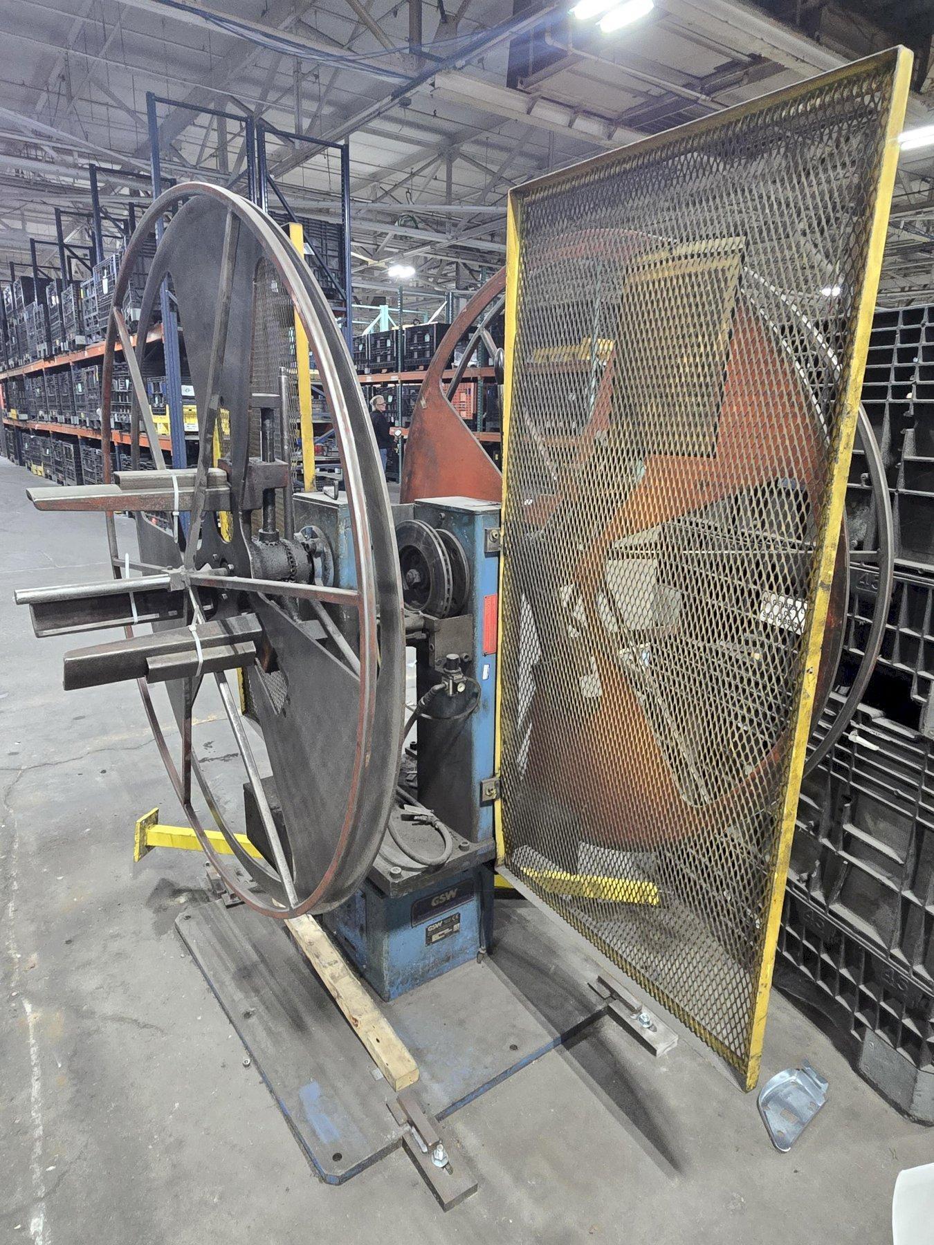 1,100 LB X 14" W GSW LUDM 500/1400 PULL OFF DOUBLE END COIL REEL UNCOILER USED 1