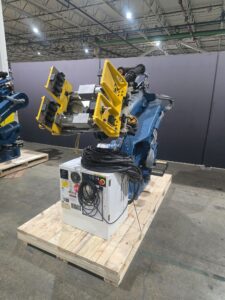 Fanuc R-2000iC/270F Complete with R-30iB Plus Controller USED
