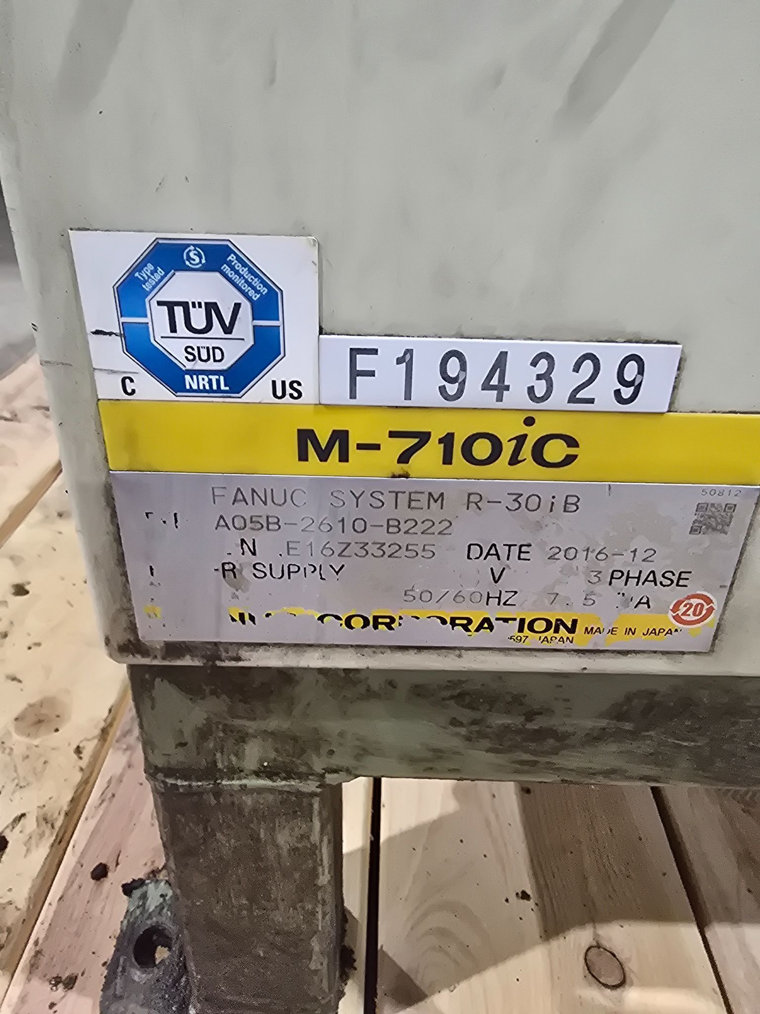 FANUC M710-ic50/R-30ib INDUSTRIAL ROBOTIC ARMS USED 9