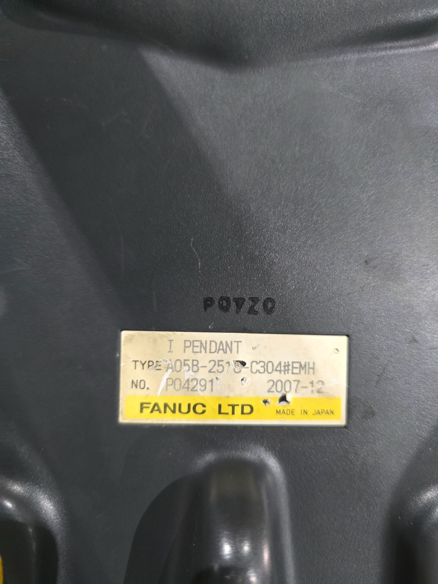 FANUC R2000IB/175L ROBOT ONLY DAMAGED CONNECTOR USED 11