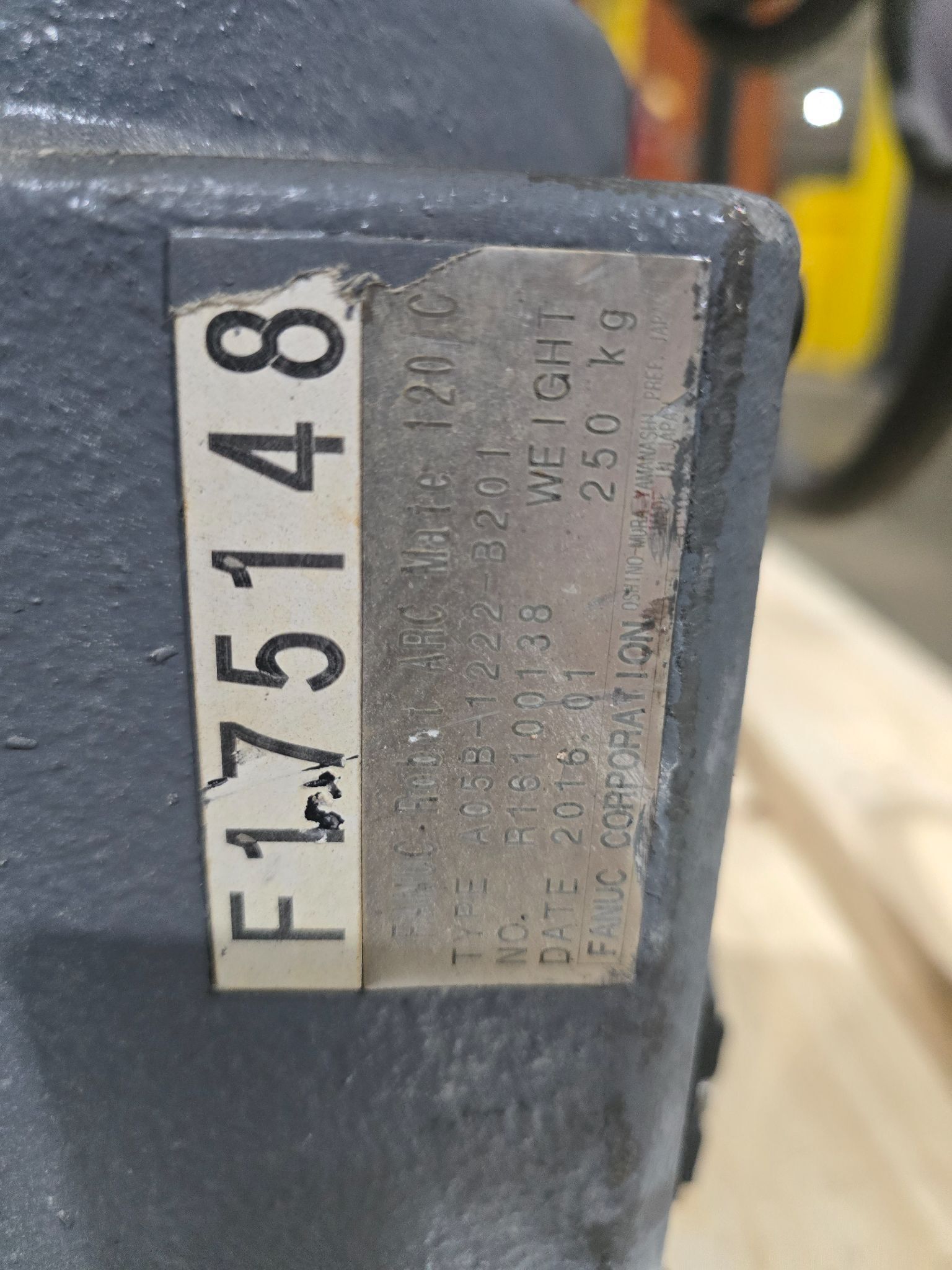 Fanuc ArcMate 120iC Complete with R‑30iA Controls & Lincoln Weld Component USED 6