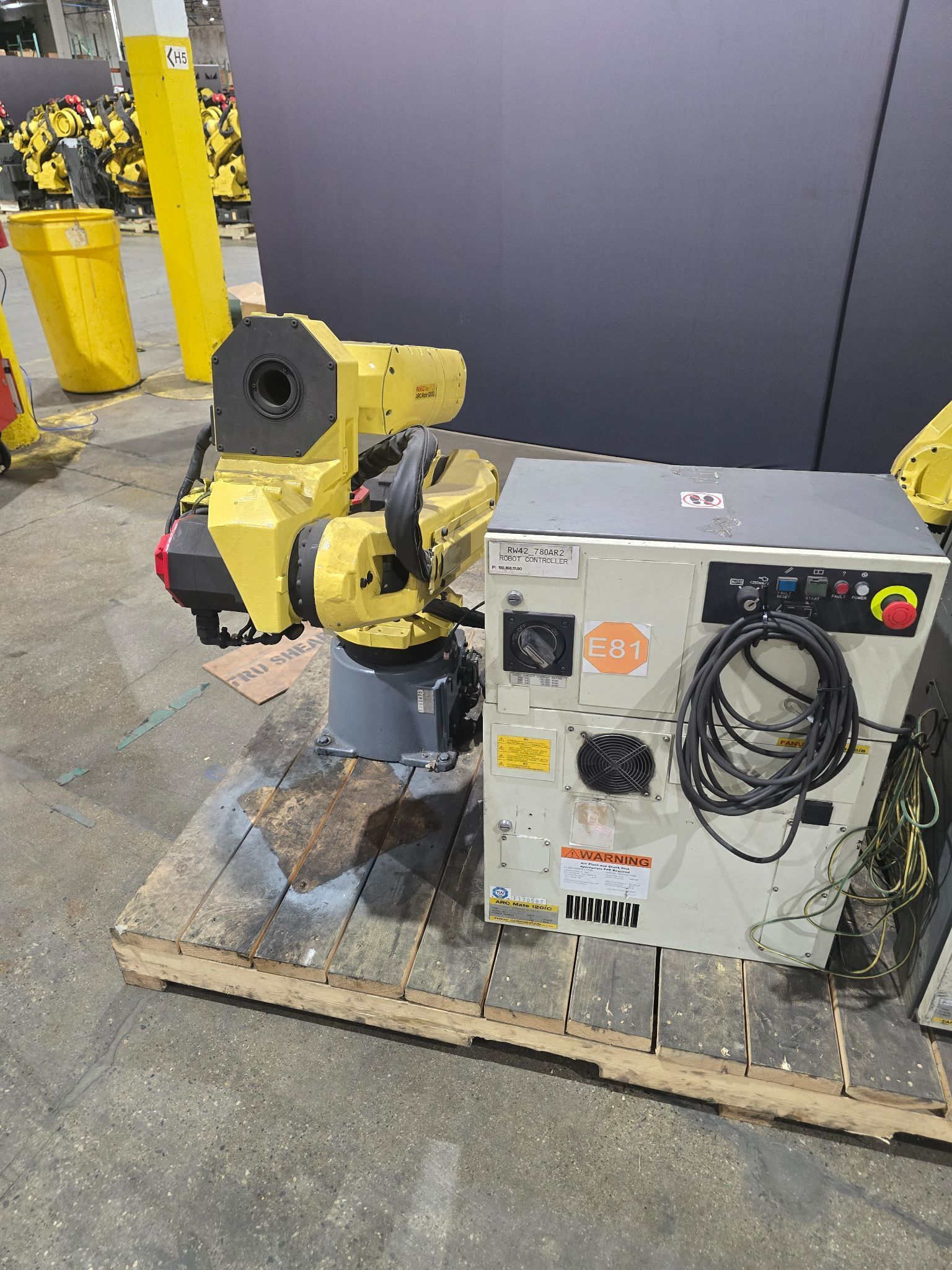 FANUC ArcMate 120iC 6‑Axis Industrial Welding Robot REFURBISHED 4