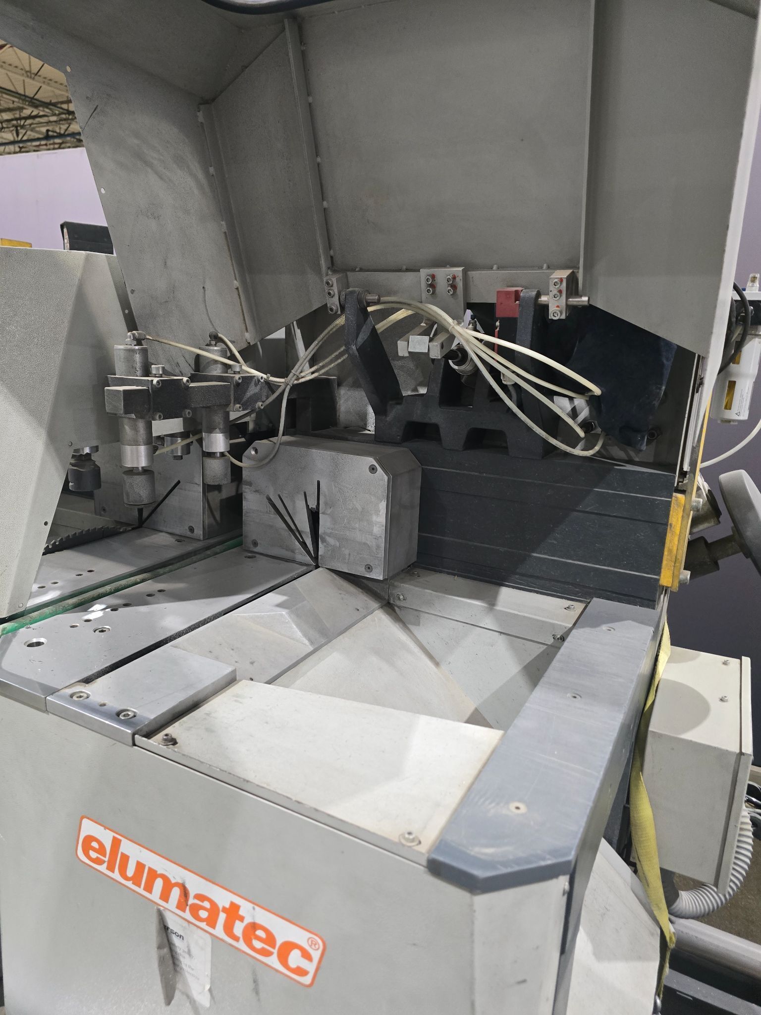 ELUMATEC DG142 Double Cut Miter Saw with Travel Rail & Controls USED 8