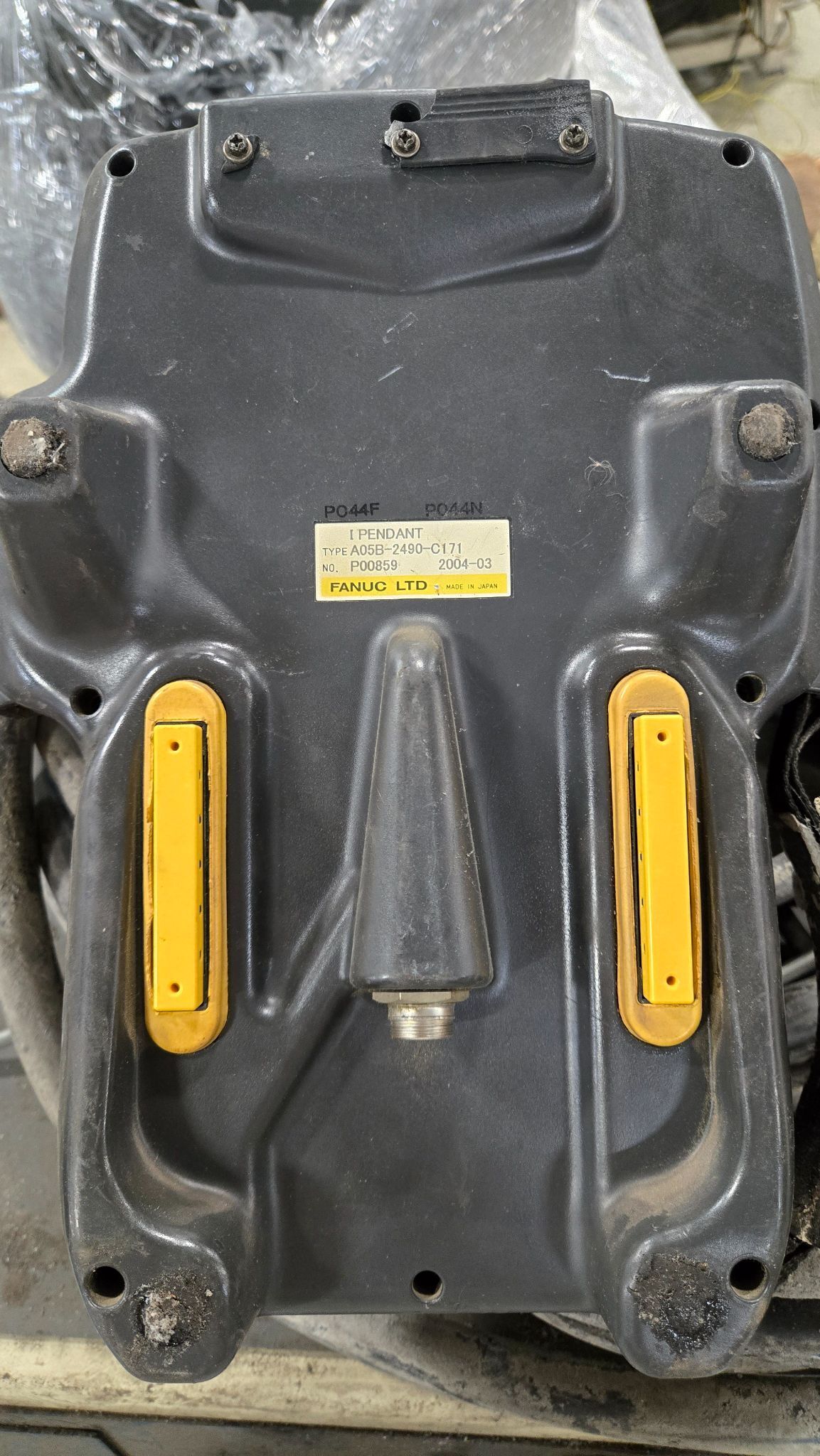 FANUC M‑16iB/20 Complete w/ R‑J3iB Controller USED 11