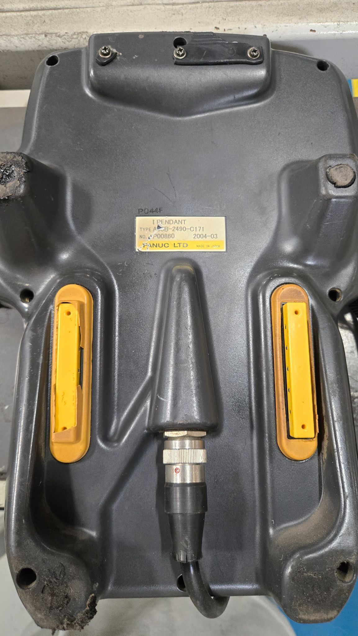 FANUC M‑16iB/20 Complete w/ R‑J3iB Controller USED 15
