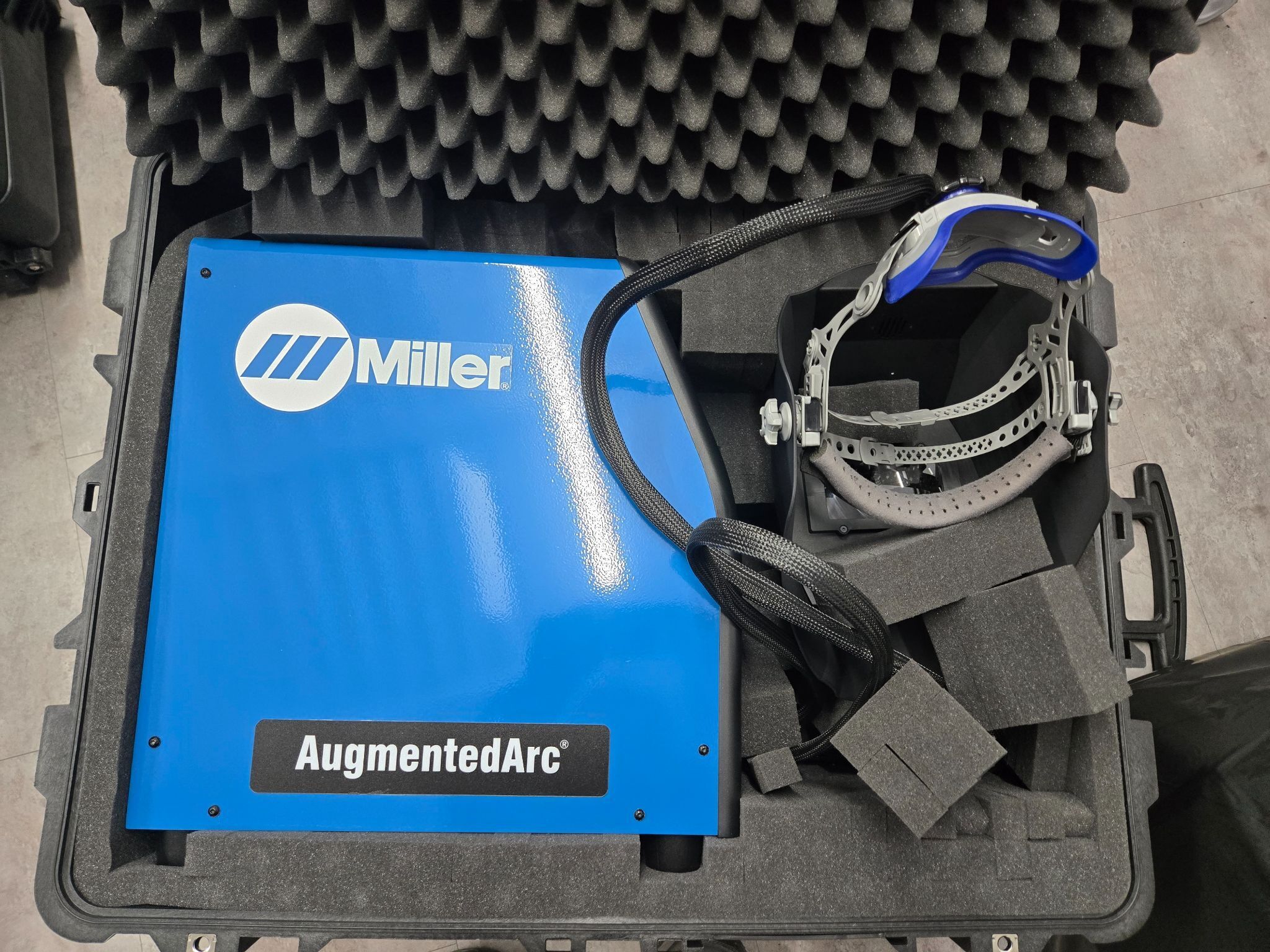 Miller AugmentedArc Virtual Welding Trainer NEW 1