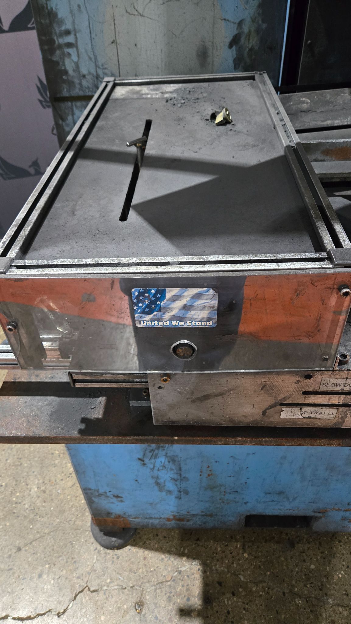 Automatic Vertical Bandsaw USED 6