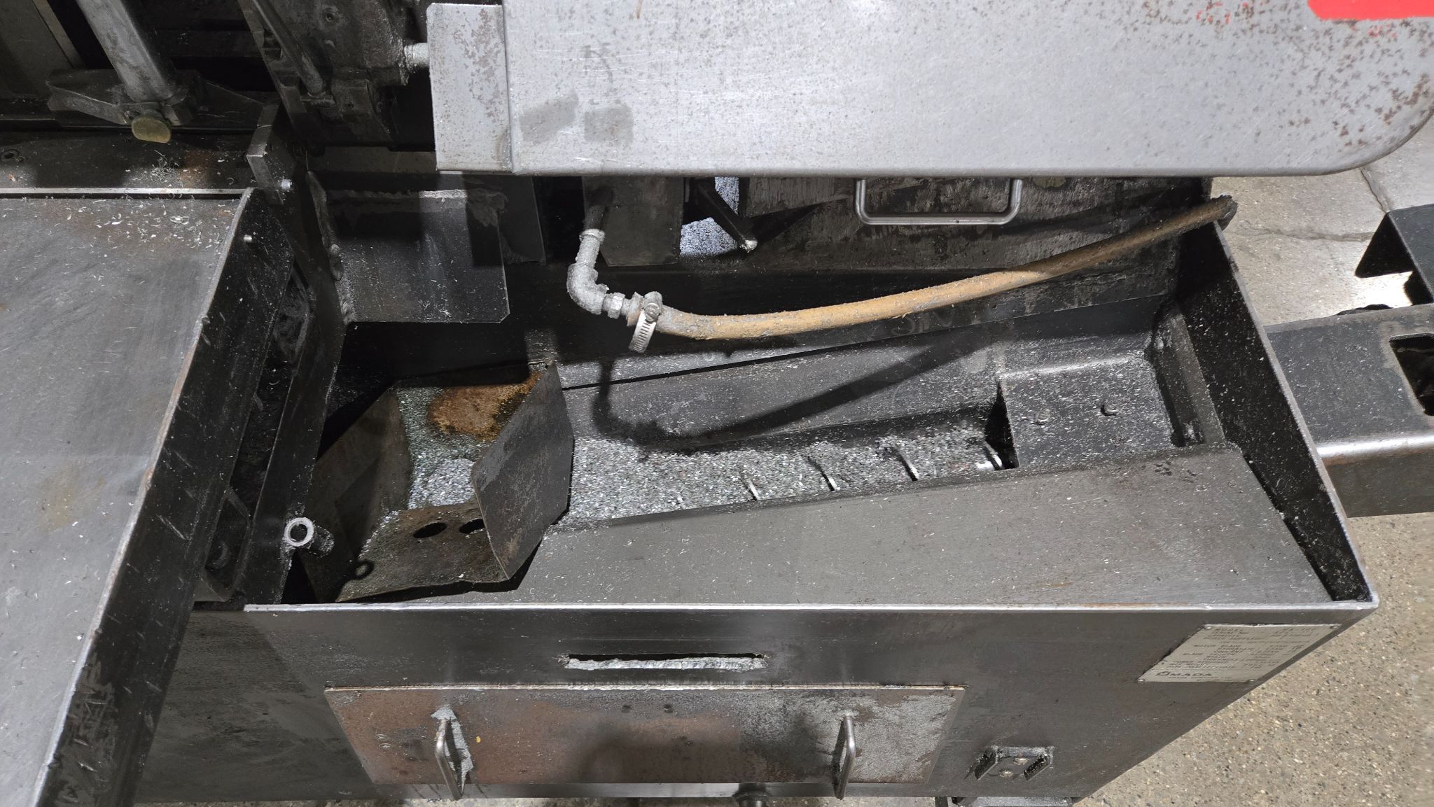 AMADA HA-400 HORIZONTAL BANDSAW USED 10