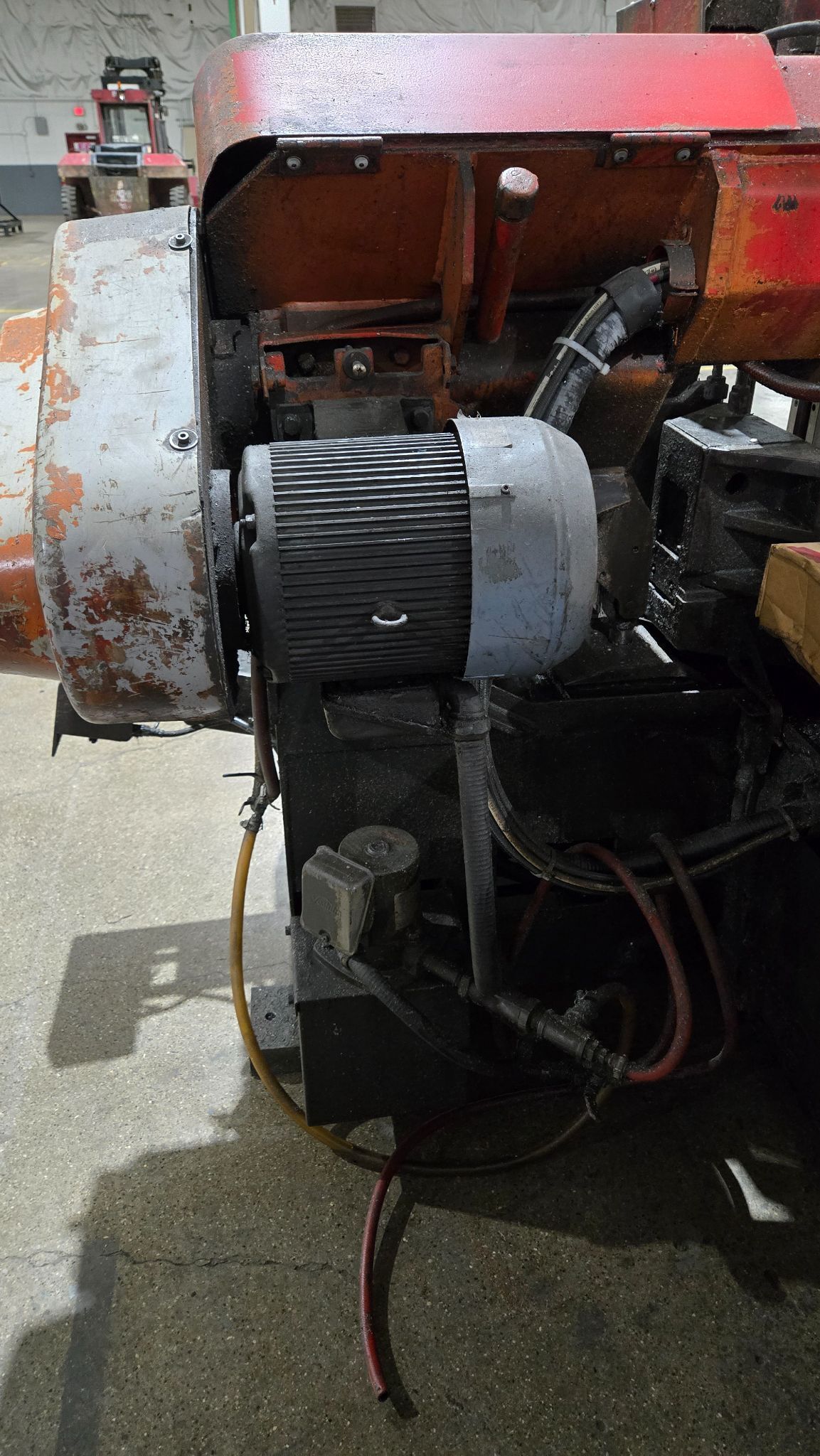 AMADA HA-400 HORIZONTAL BANDSAW USED 12