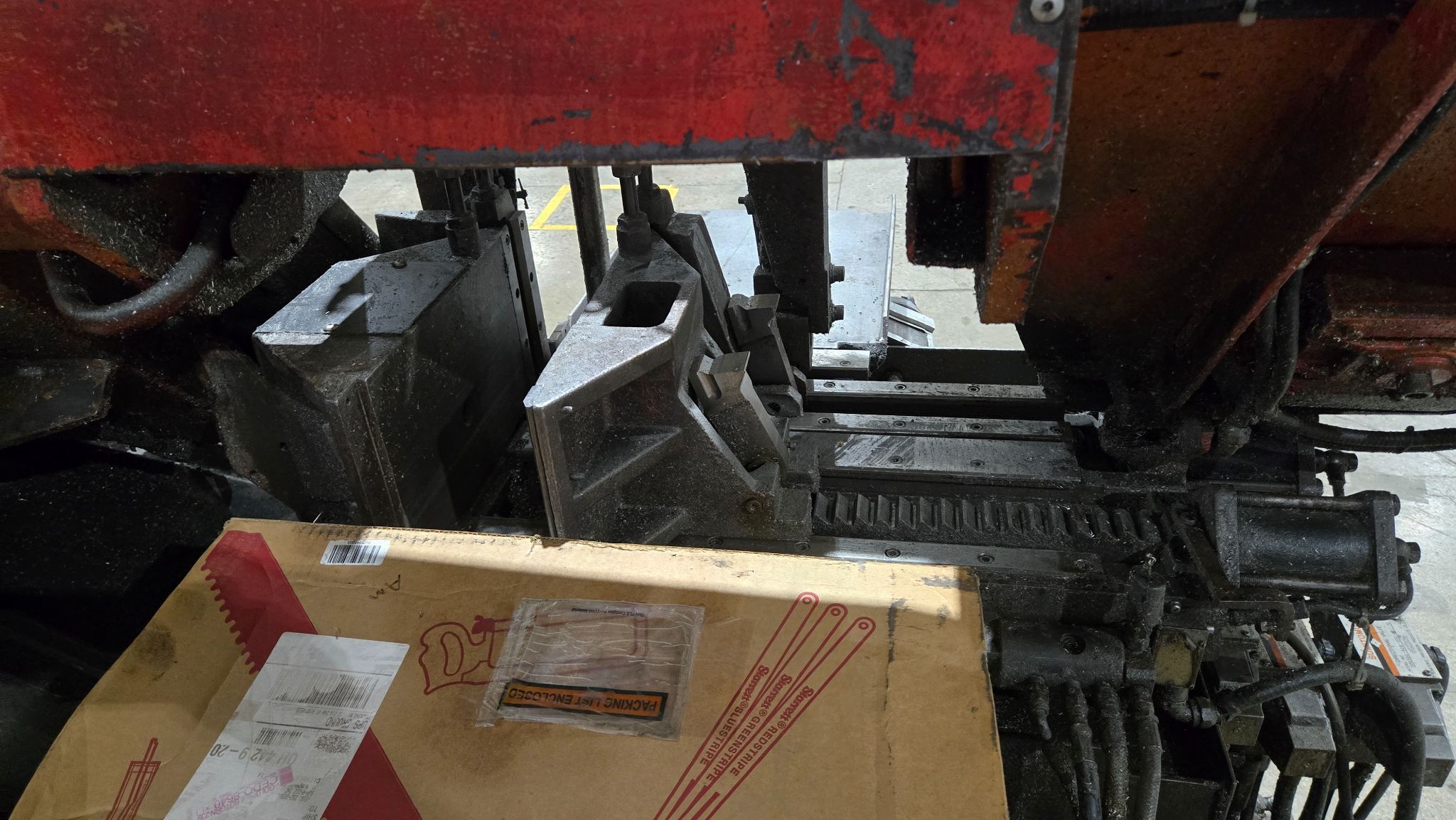 AMADA HA-400 HORIZONTAL BANDSAW USED 14