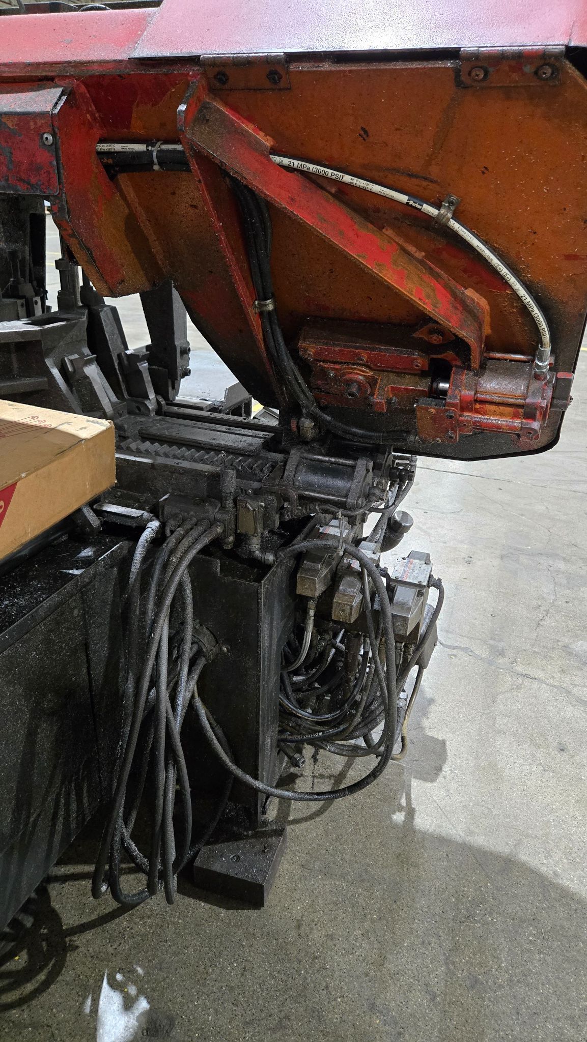 AMADA HA-400 HORIZONTAL BANDSAW USED 16