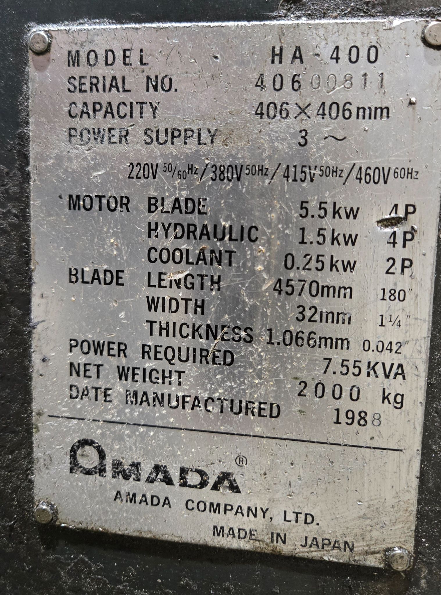 AMADA HA-400 HORIZONTAL BANDSAW USED 17