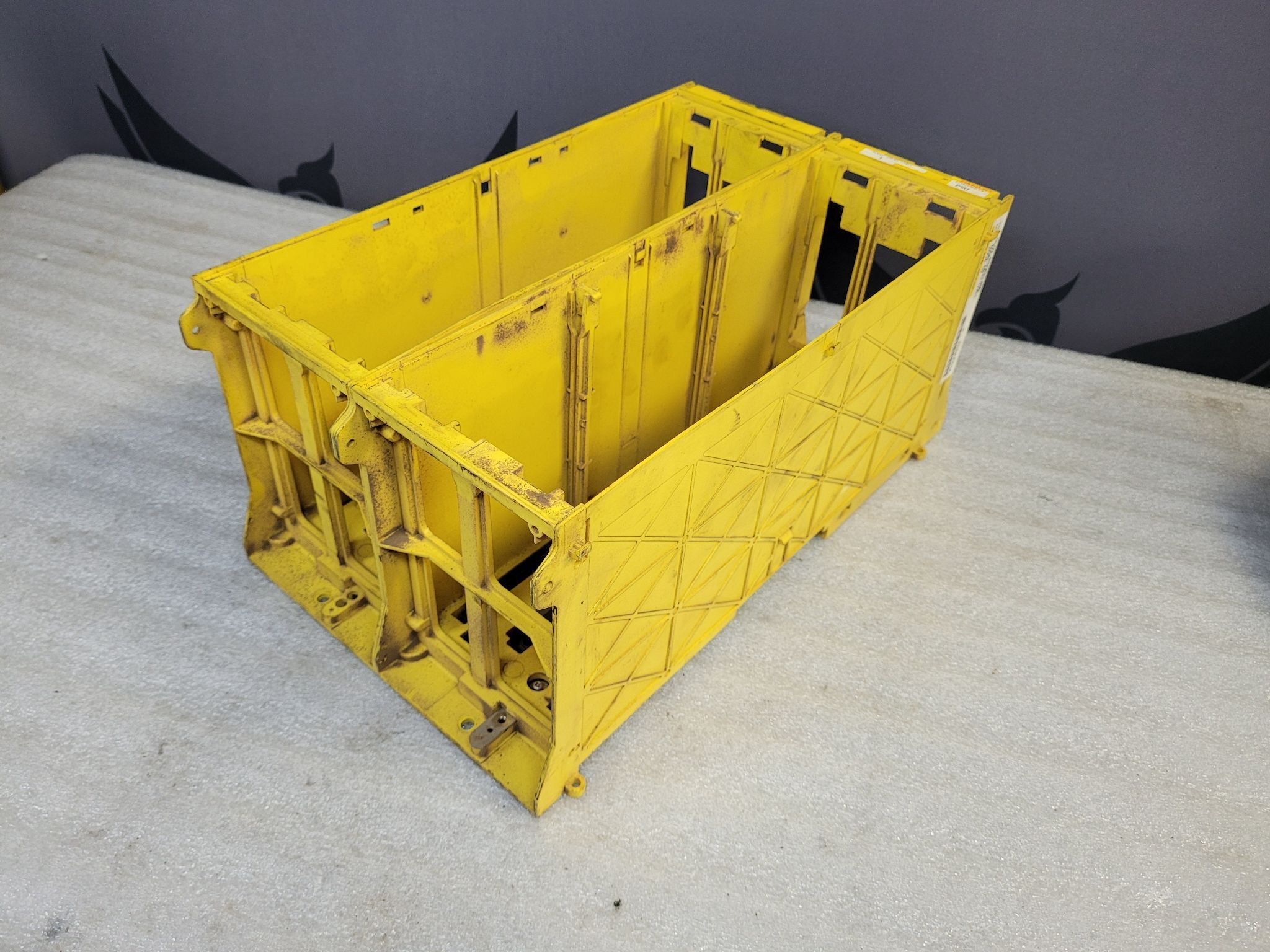 FANUC A05B‑2400‑C061 4‑Slot Backplane Assembly USED 4