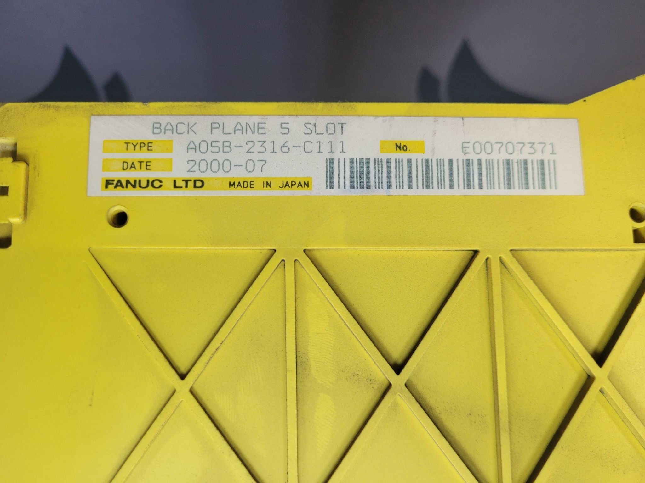 FANUC A05B‑2316‑C111 5‑Slot Backplane Enclosure USED 3