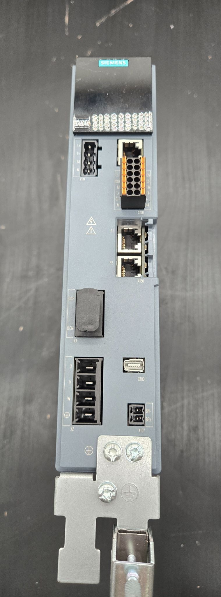 SIEMENS 6SL3210-5HE11-0UF0 FS:3 SINAMICS S210 SERVO DRIVE USED 2