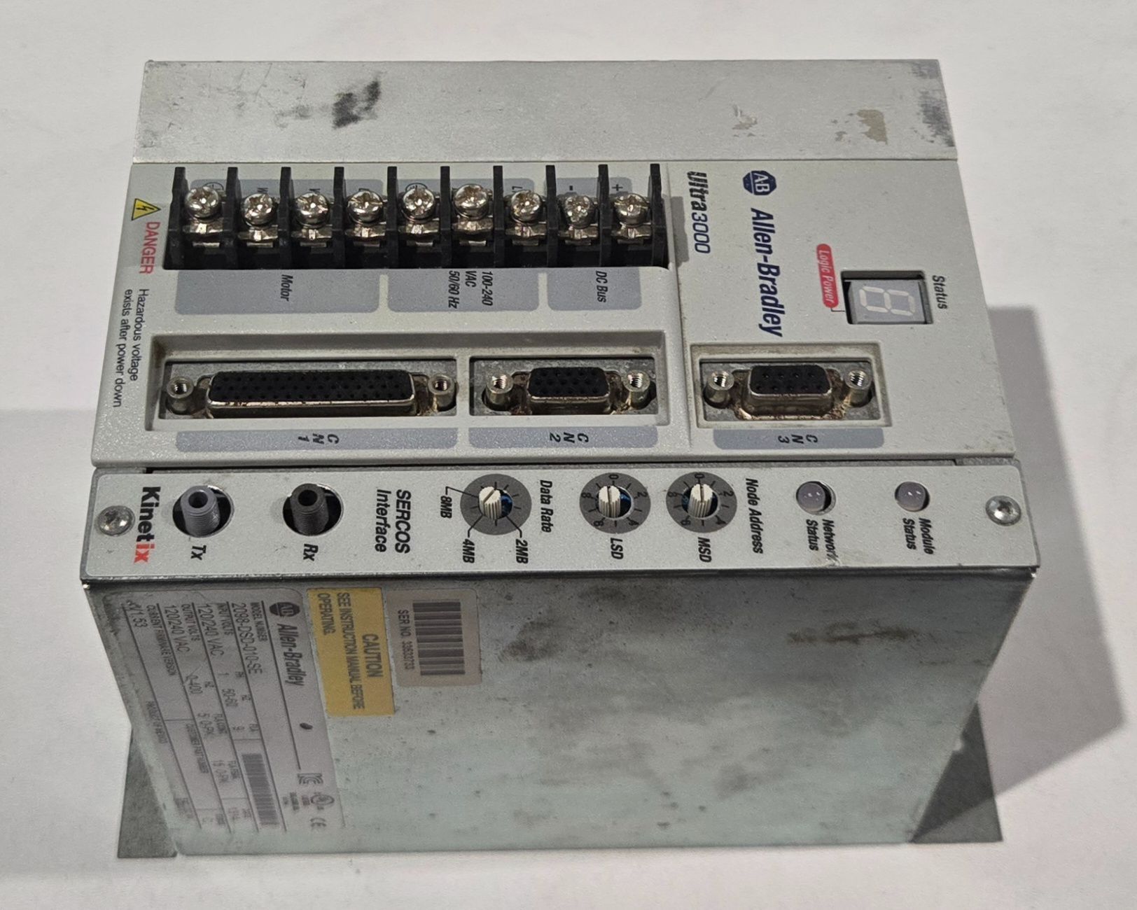ALLEN‑BRADLEY 2098‑DSD‑010‑SE Servo Drive USED 1
