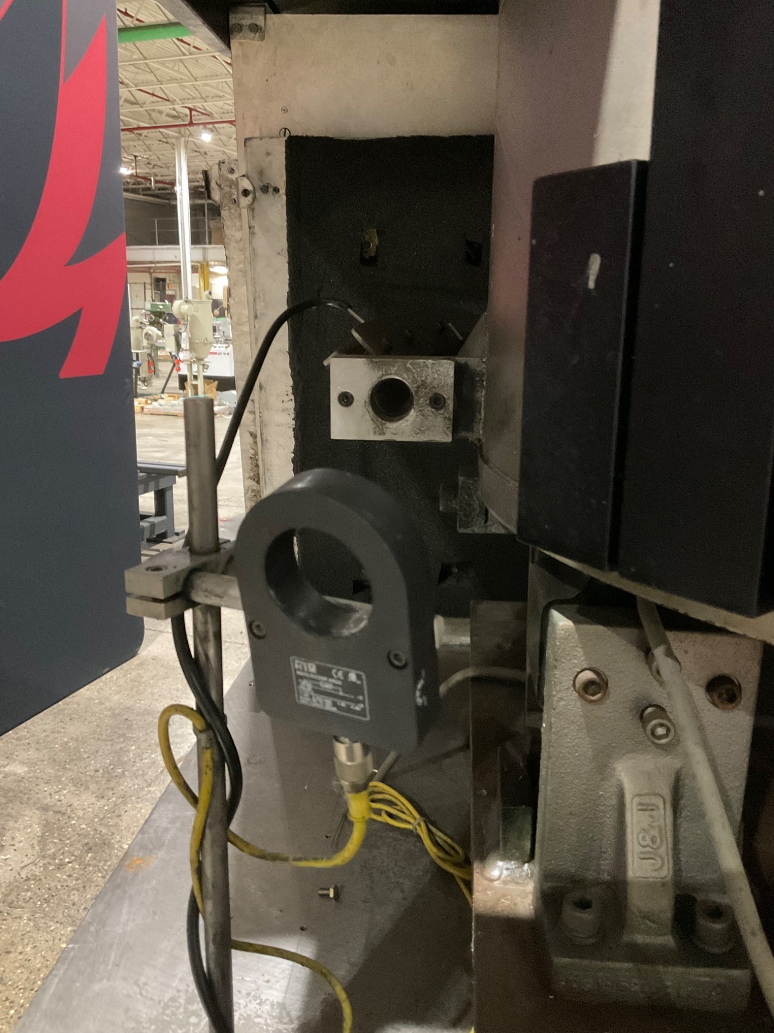 CUSTOM FEEDER COMPANY 14 065 RK FEEDER USED 8