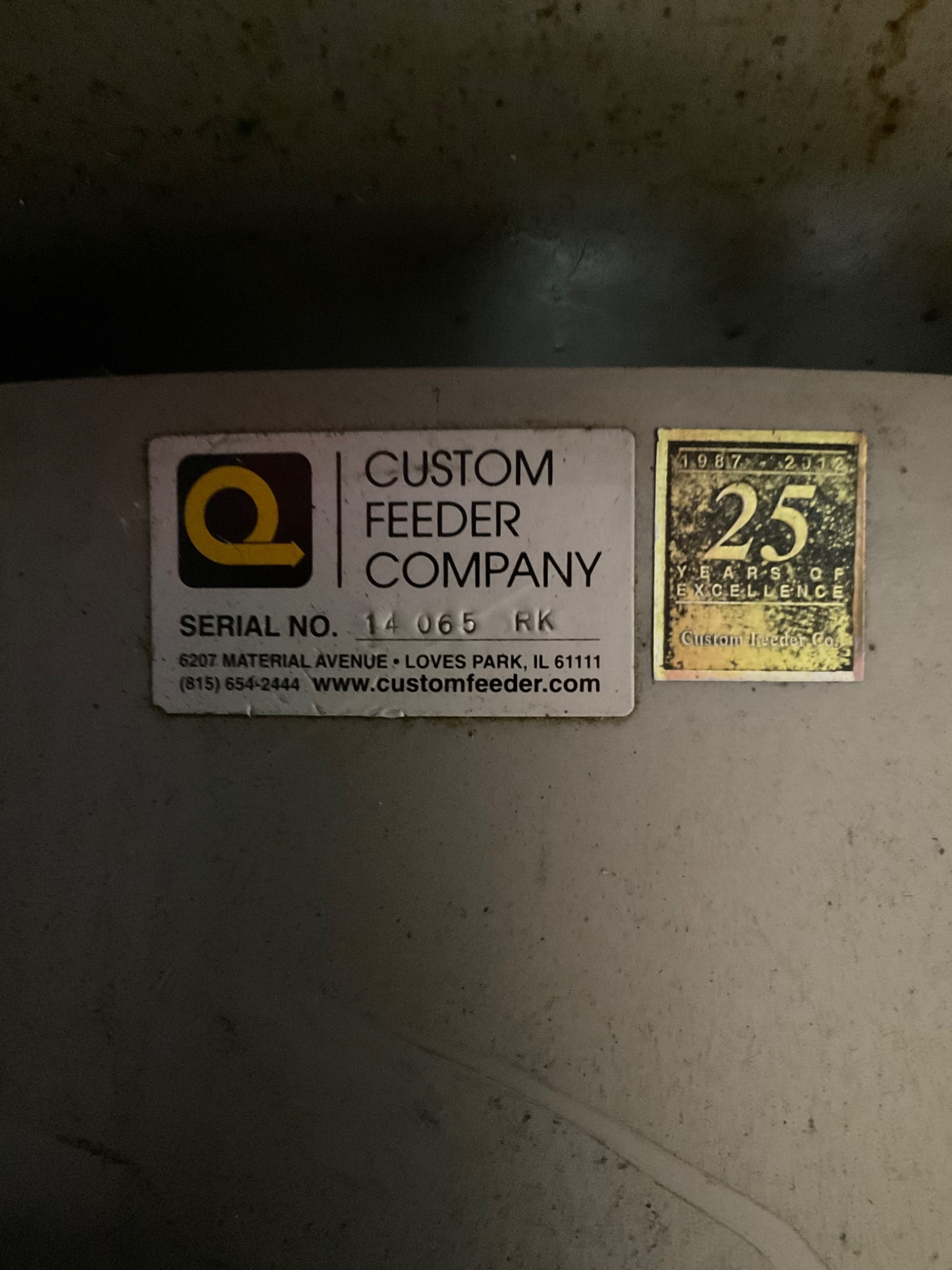 CUSTOM FEEDER COMPANY 14 065 RK FEEDER USED 1