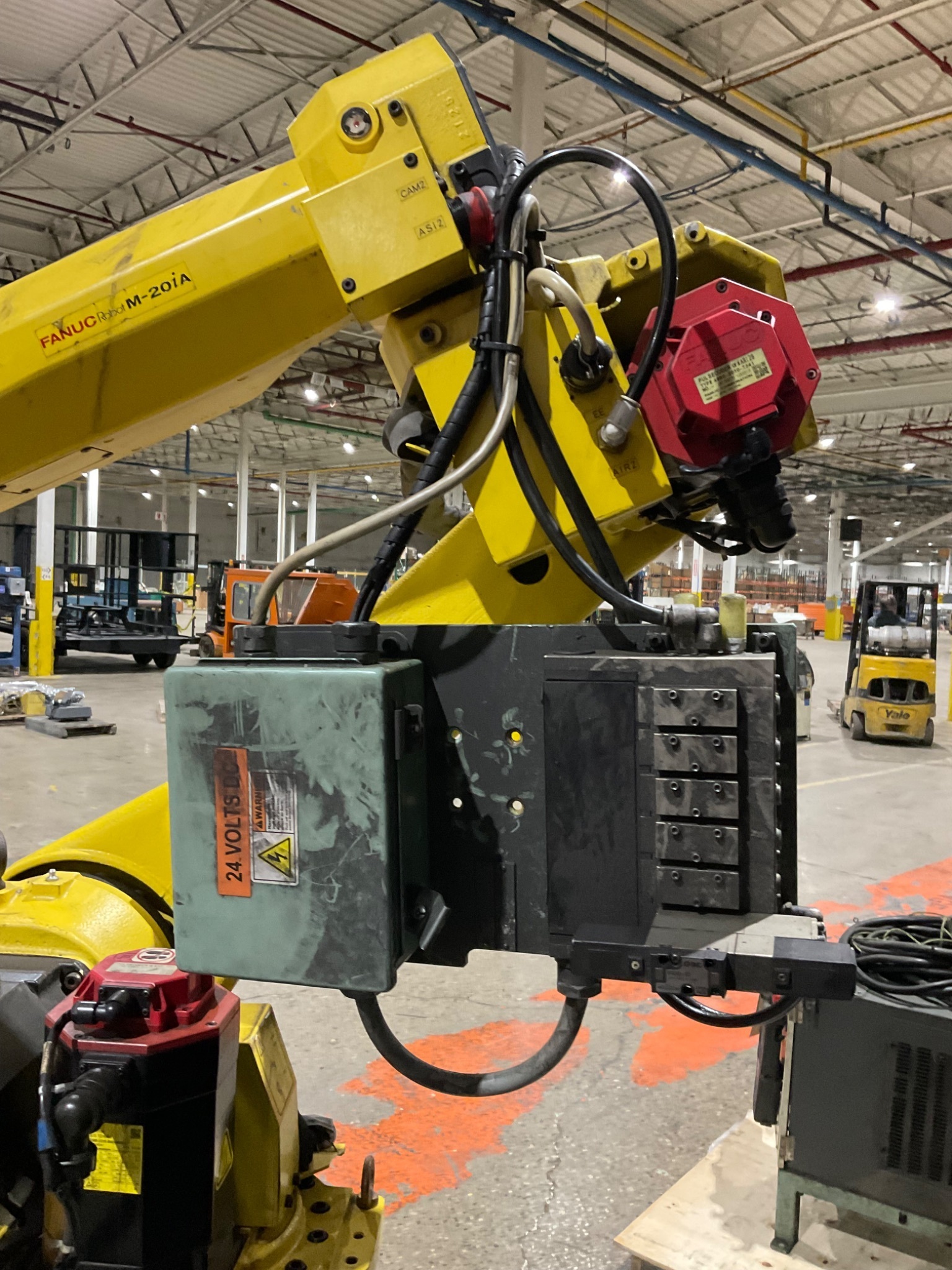 Fanuc M‑20iA Robot Complete with R‑30iB Controller USED 12