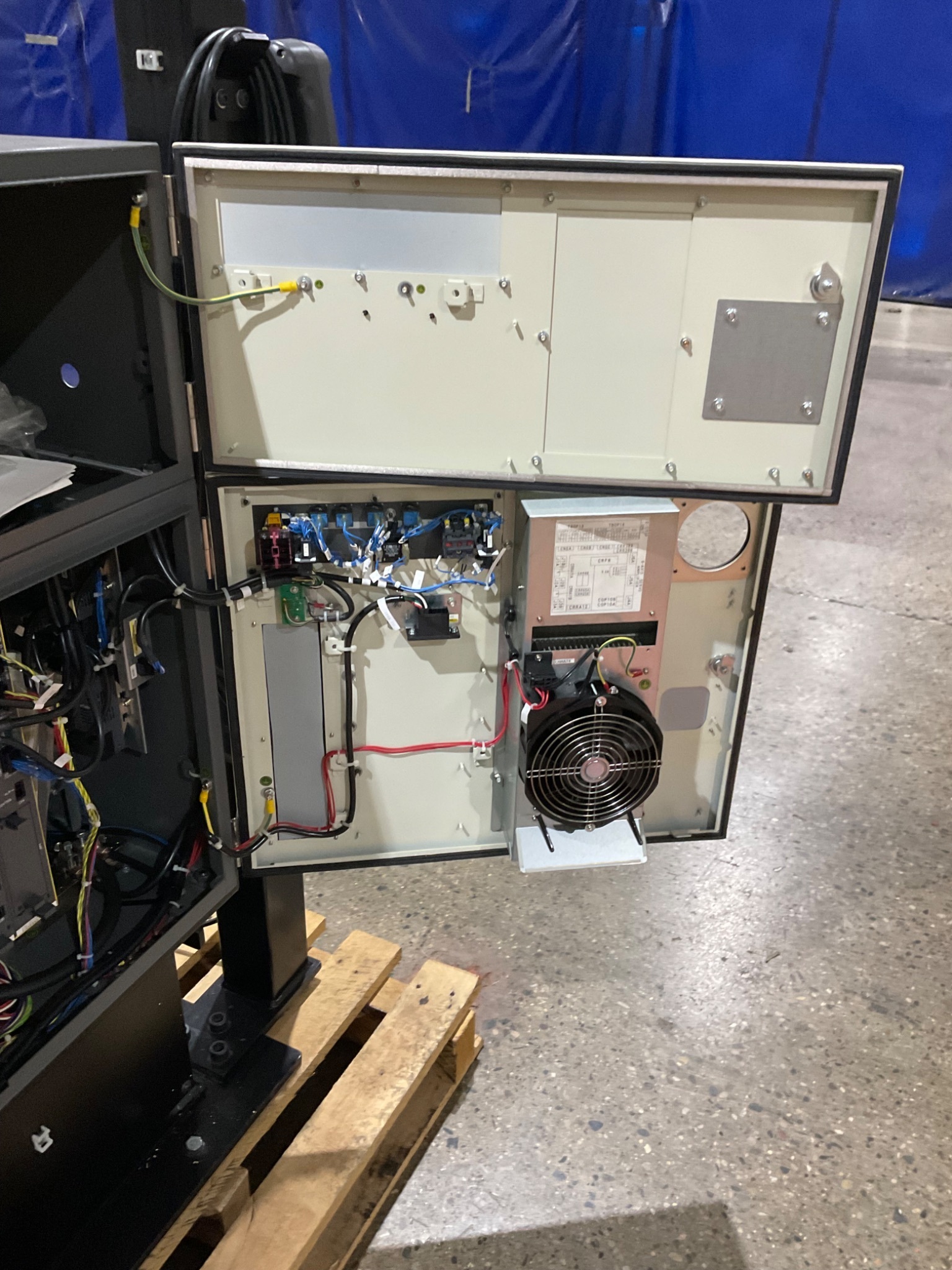 FANUC CR-35IA COBOT Complete W/ R-30IB Controller and EOA Vision System 16