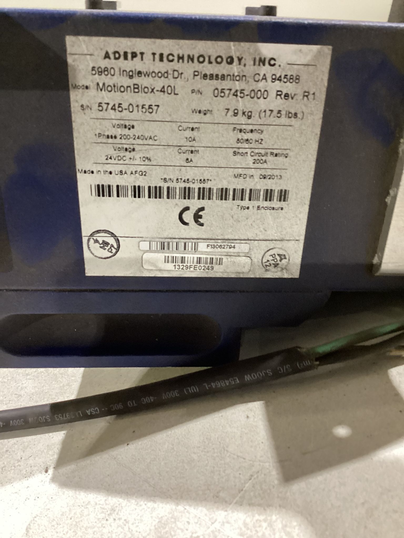 ADEPT TECHNOLOGY MotionBlox‑40L Controller 05745‑000 USED 2