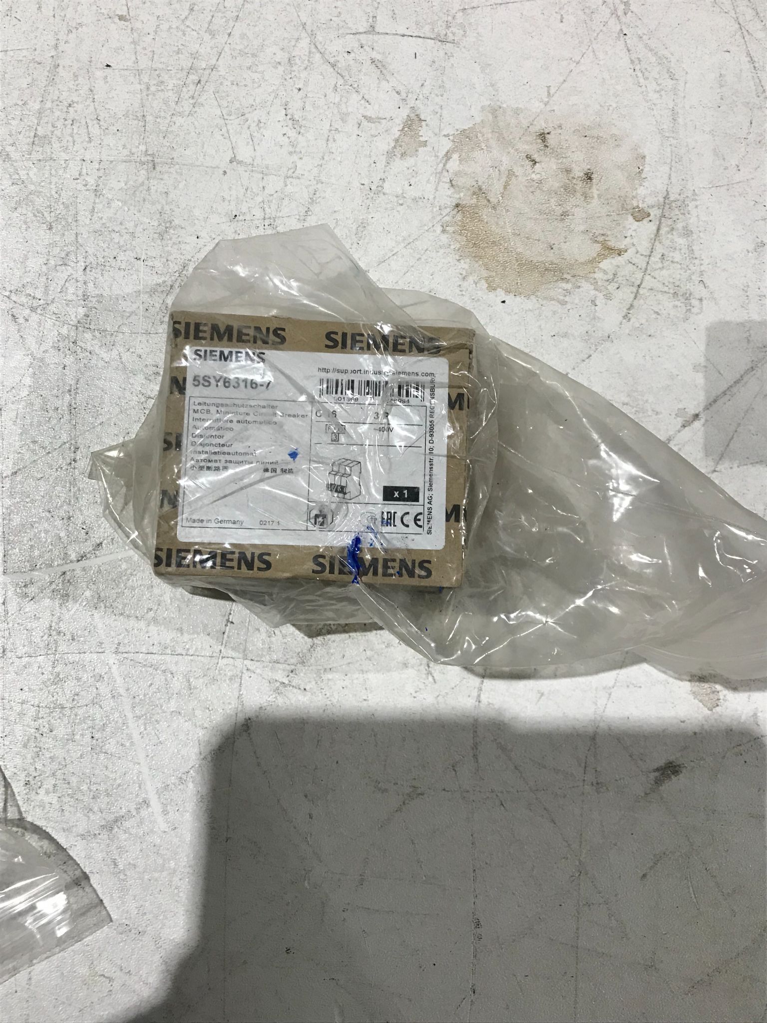 SIEMENS 5SY6316-7 CIRCUIT BREAKERS NEW 0