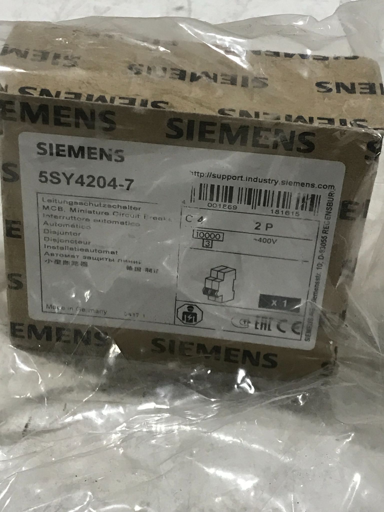 SIEMENS 5SY4204-7 CIRCUIT BREAKERS NEW 1