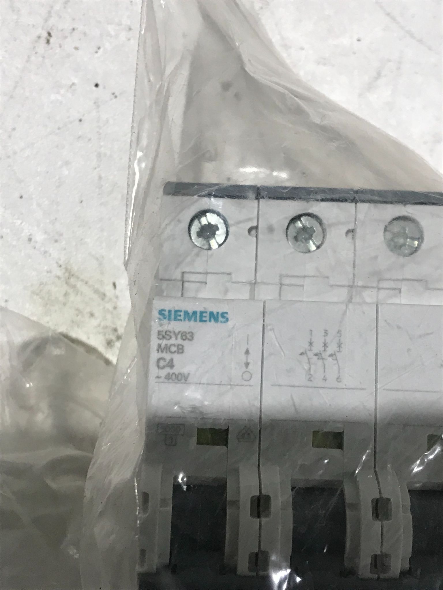 SIEMENS 5SY63-MCB-C4 CIRCUIT BREAKERS NEW 0