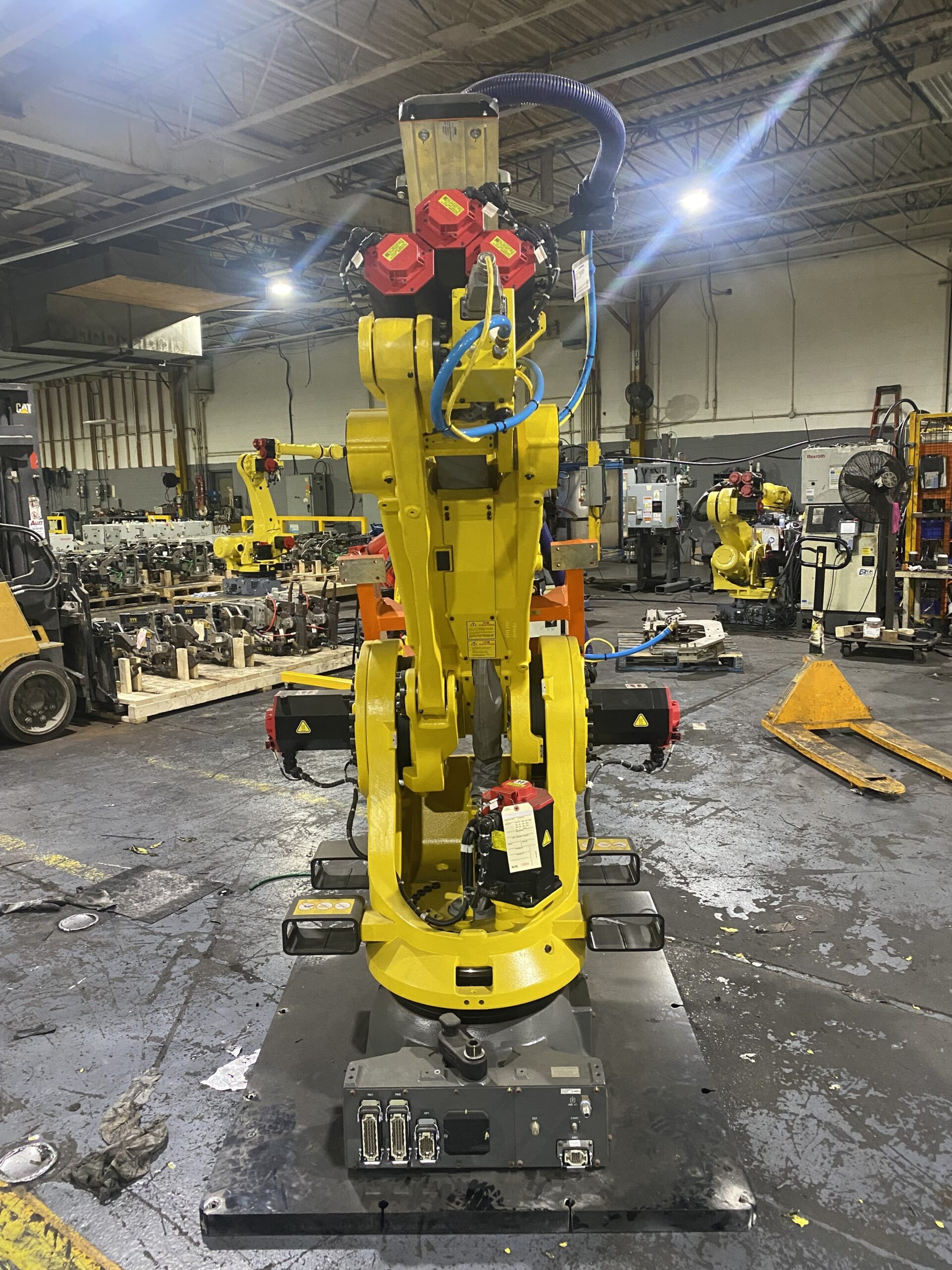 FANUC M‑900iB/360 Robot w/ R‑30iB Plus Controller & LEONI Dress Pack NEW 3
