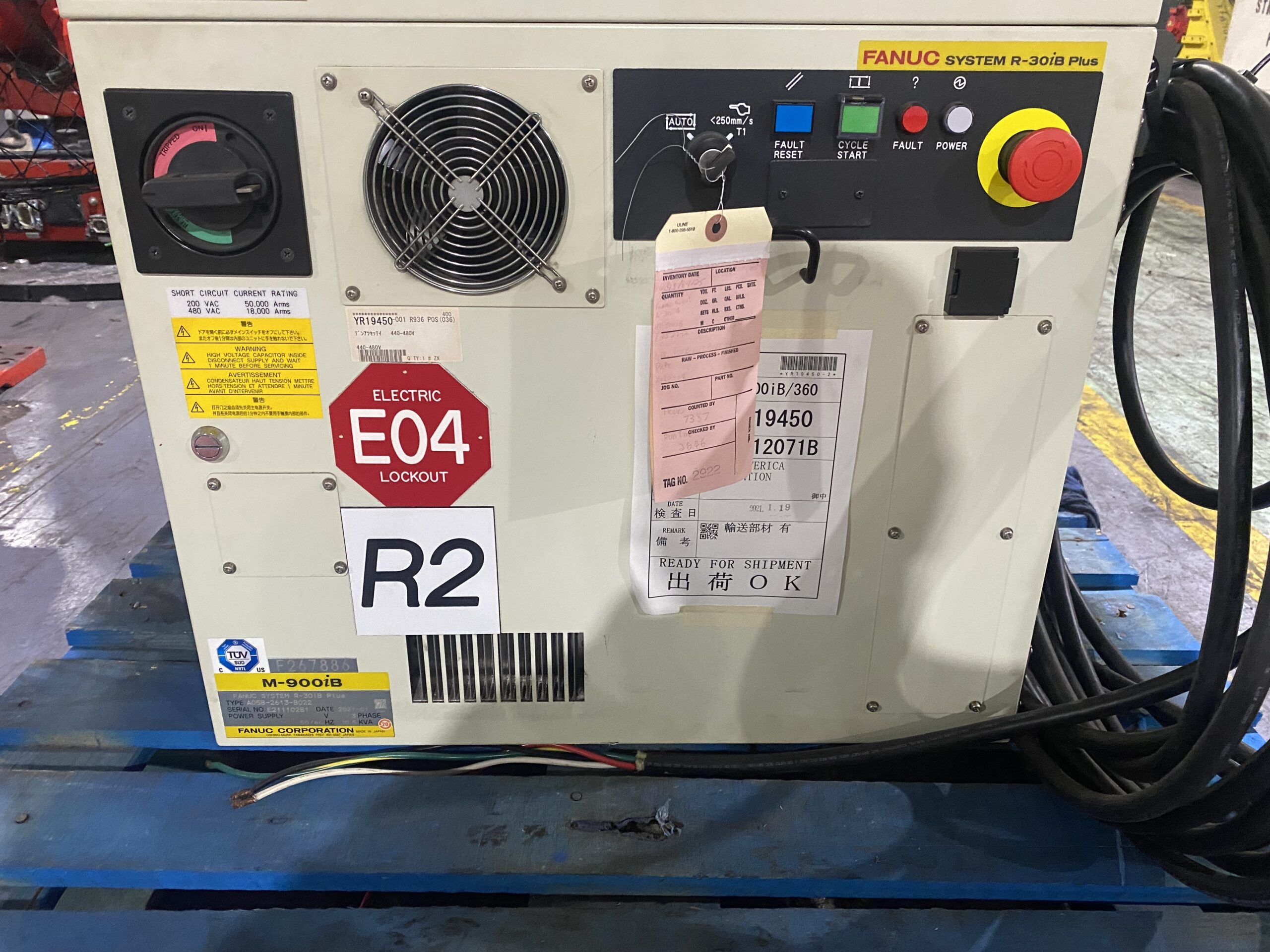 FANUC M‑900iB/360 Robot w/ R‑30iB Plus Controller & LEONI Dress Pack NEW 4