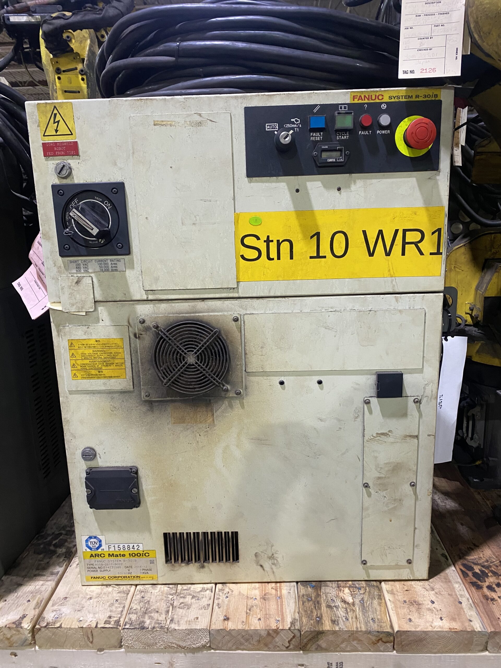 FANUC ArcMate 100iC/6L Complete w/ R‑30iB Cntrls & Lincoln Weld Equip PARTS ONLY 5