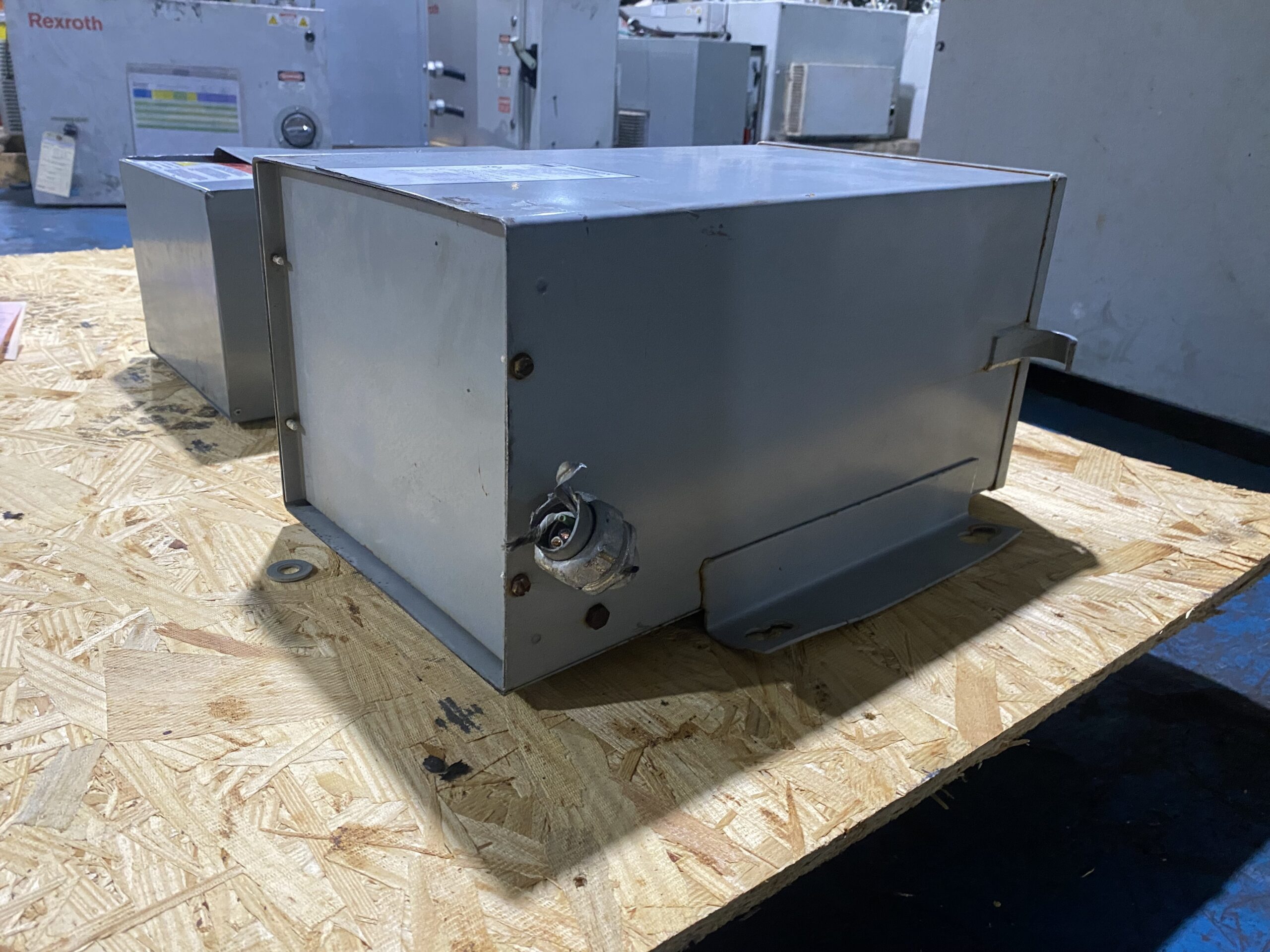 SolaHD - HS5F5AS Transformer 240X480V - 120/240V, 5 kVA USED 2