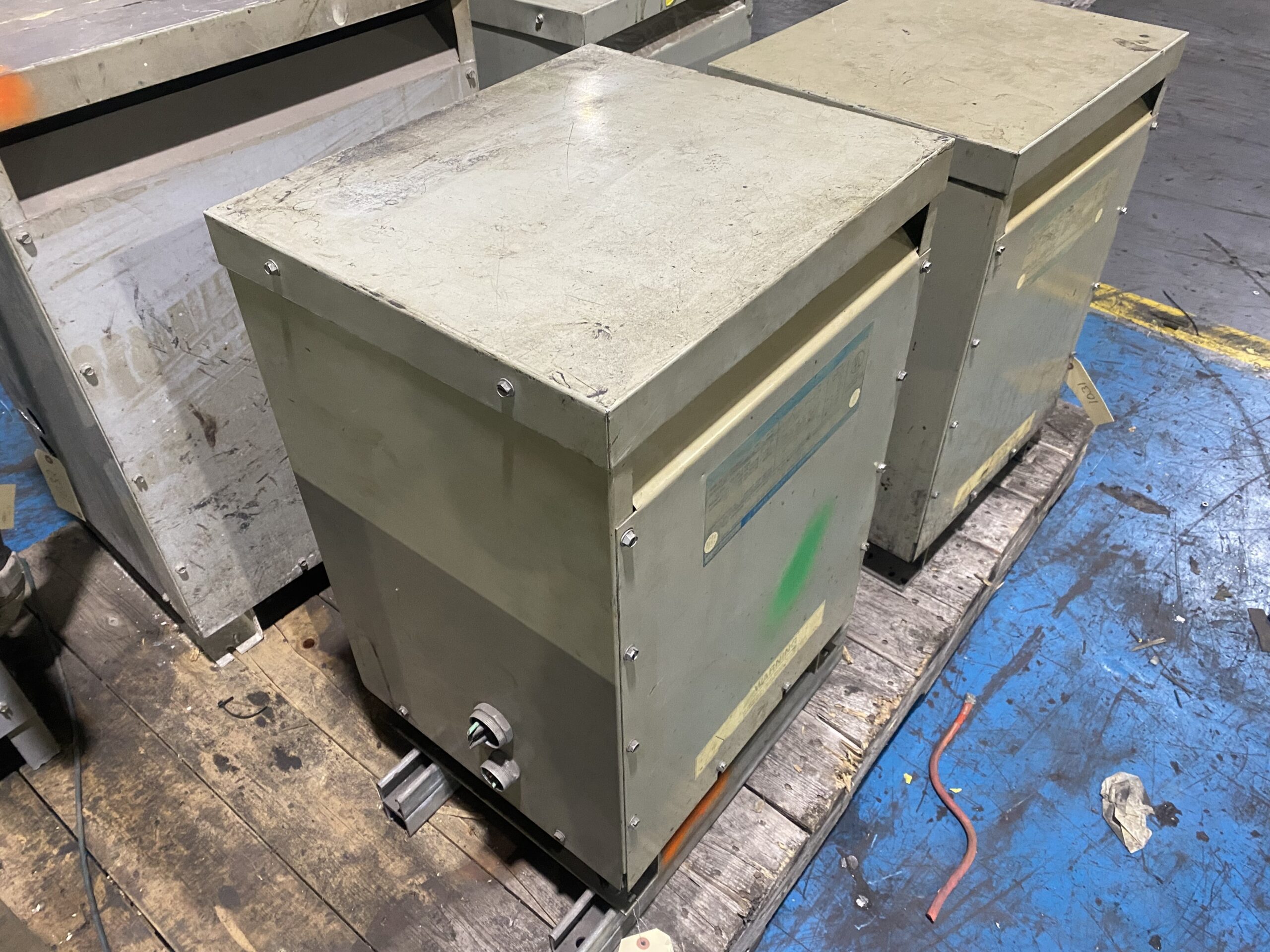 GENERAL ELECTRIC 9T23B3871 15 kVA Dry Type Transformer USED 1