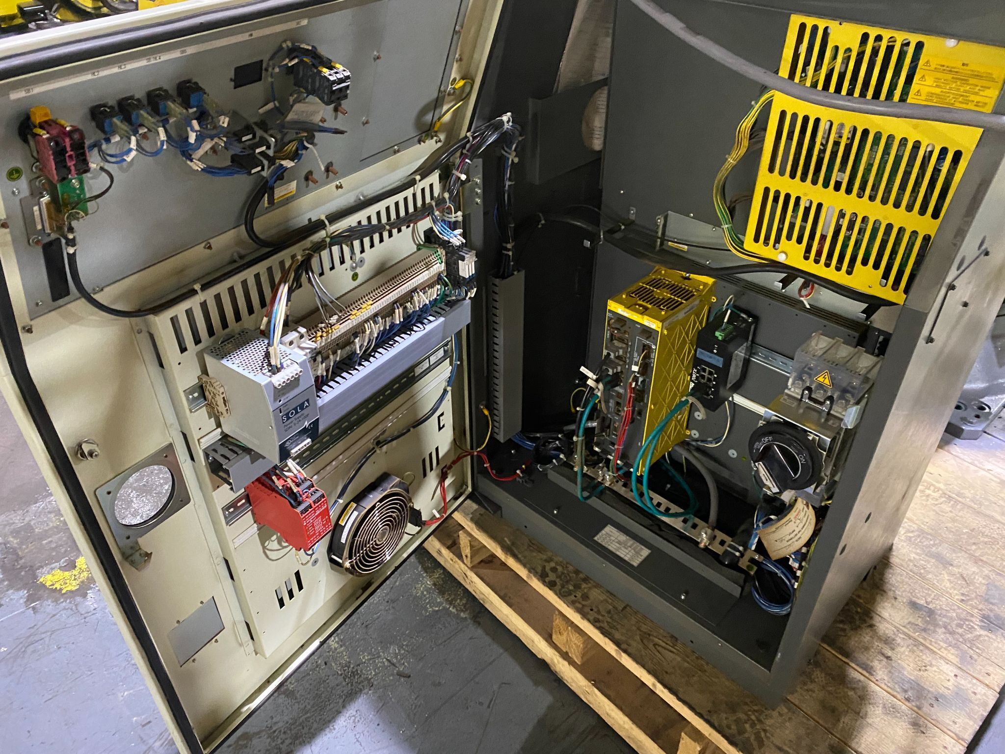 FANUC - R-2000iC/210F w/ R-30iB Controls REFURBISHED 5