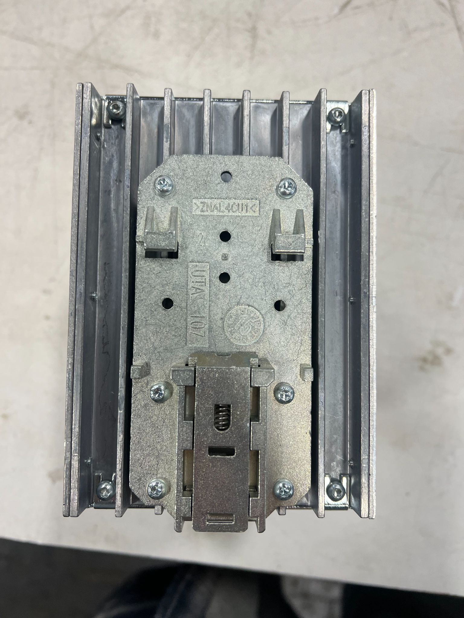 PHOENIX CONTACT QUINT‑PS/1AC/24DC/20 Power Supply USED 2