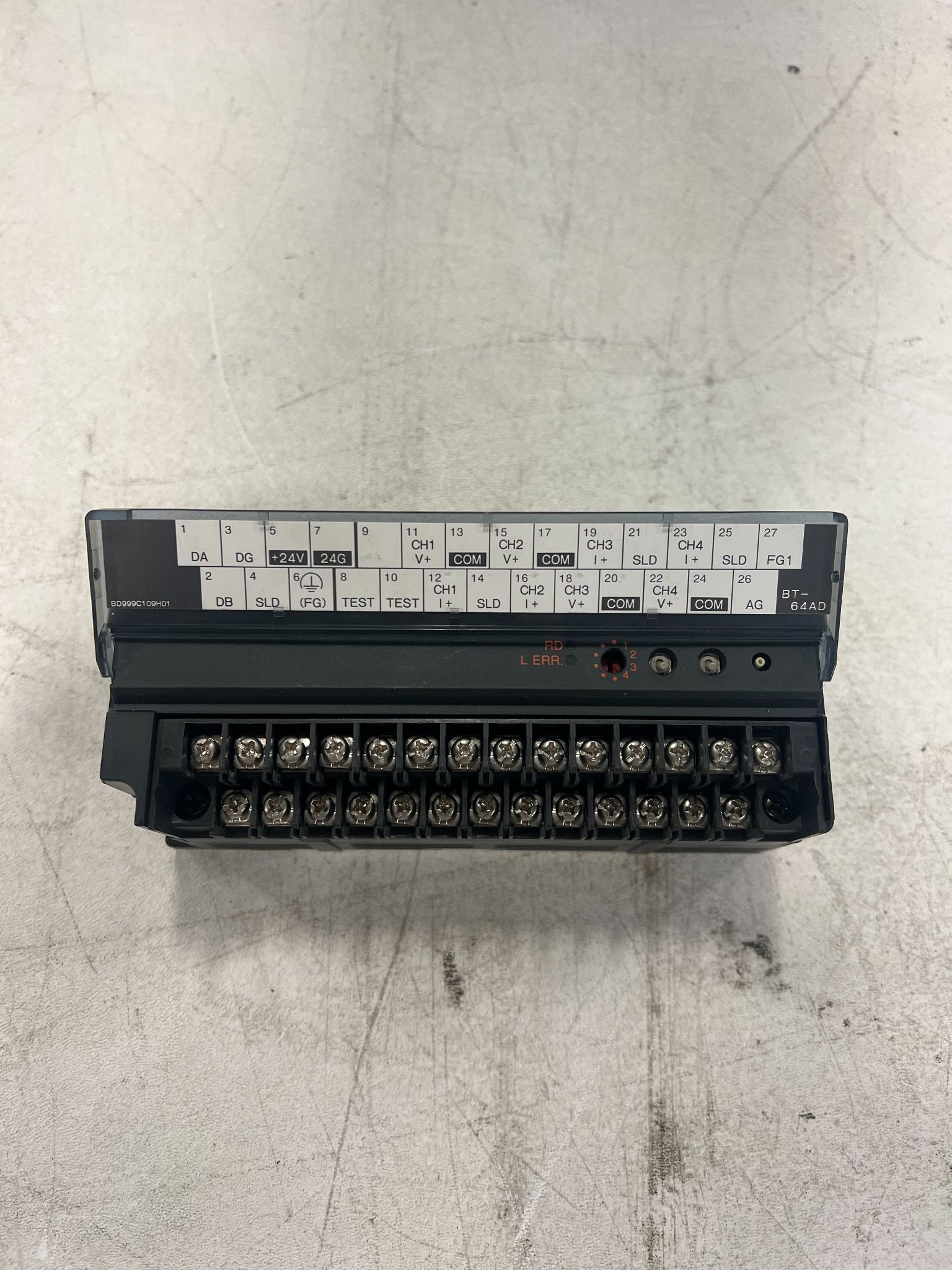 MITSUBISHI ELECTRIC AJ65BT‑64AD Analog Input Module USED 1