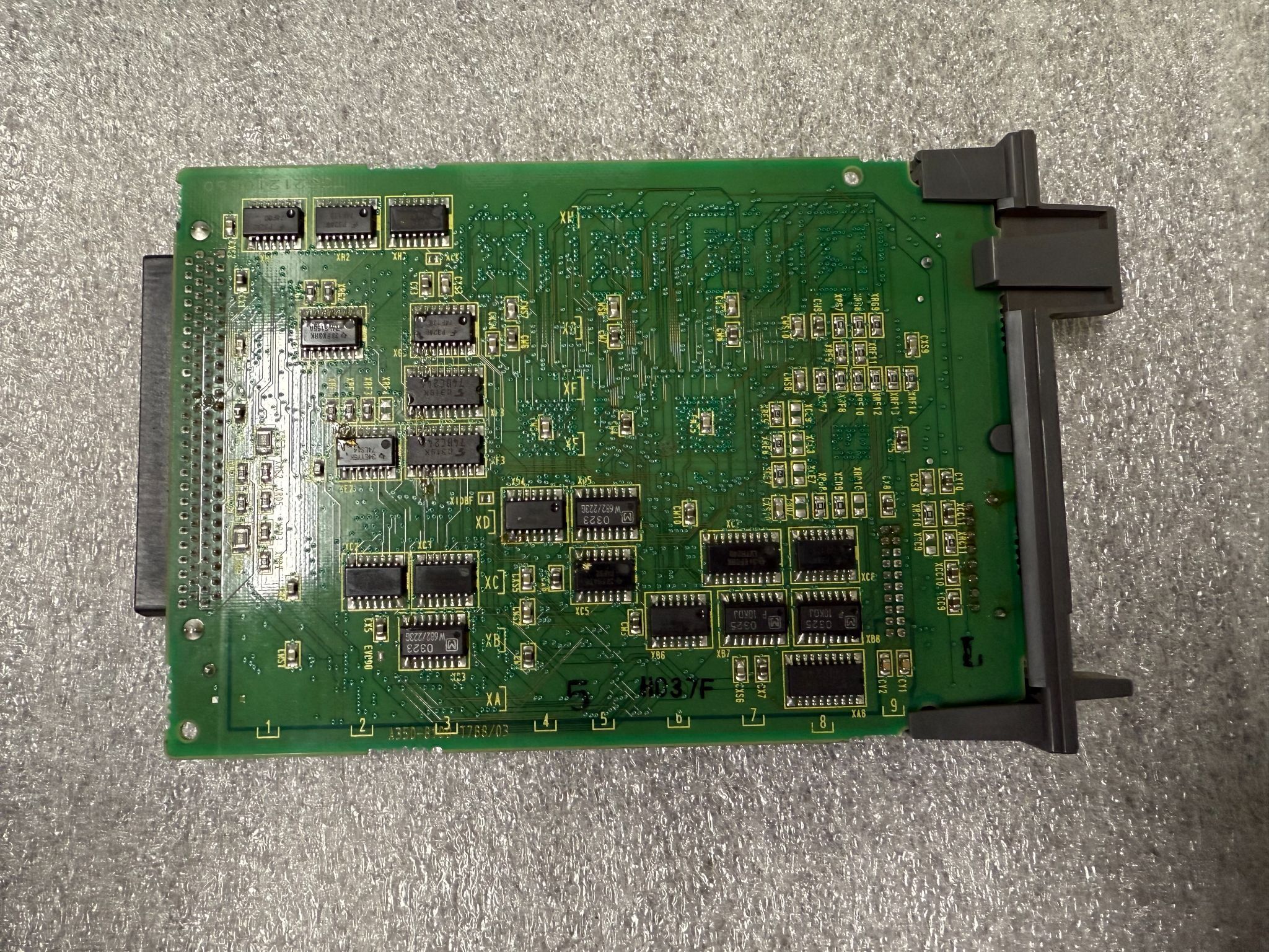 FANUC A20B-8100-0762/03A PCB - Aux Axis Servo Control Board USED 1