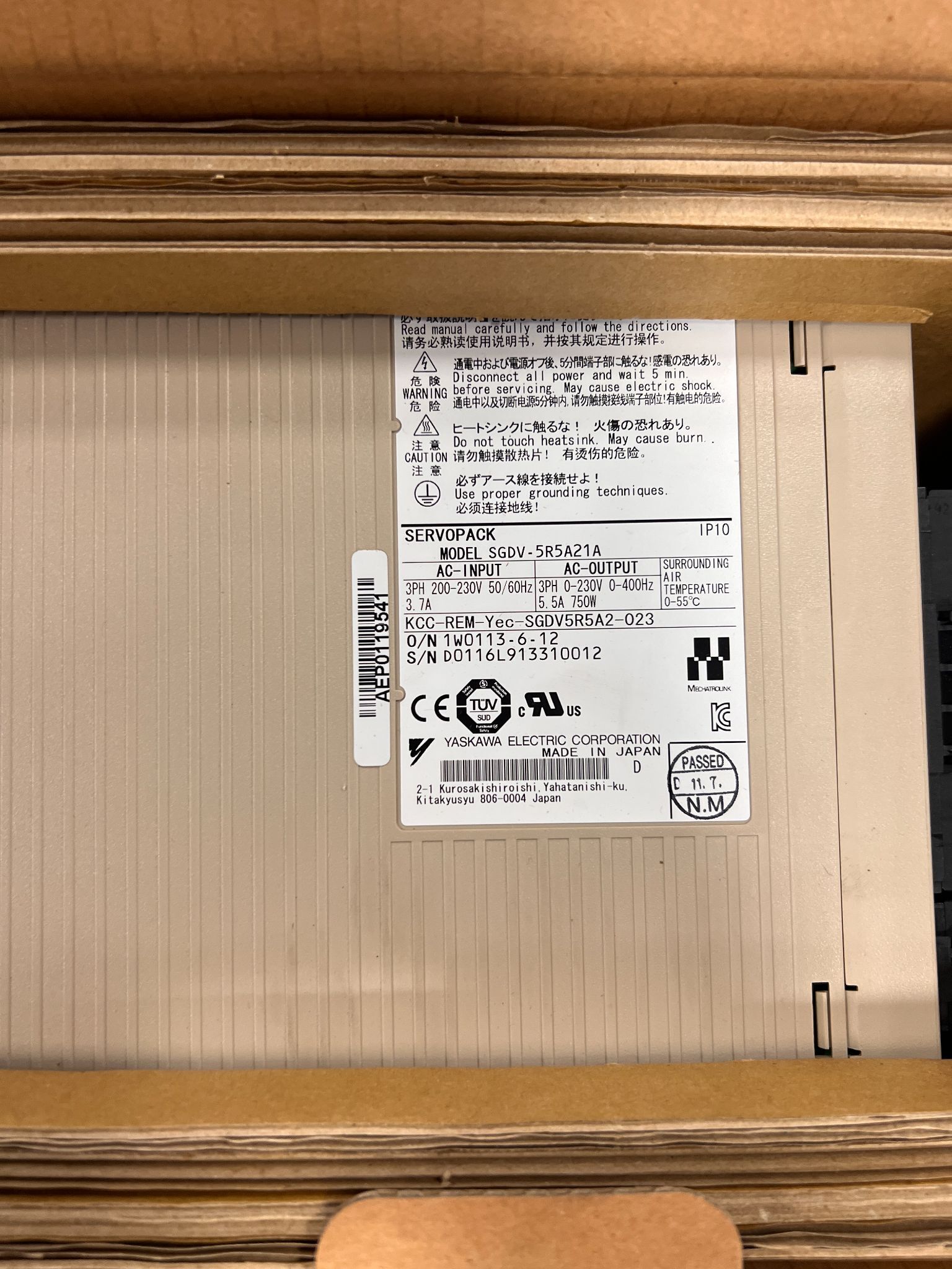 YASKAWA SGDV-5R5A21A SERVO DRIVE NEW WITH BOX 1