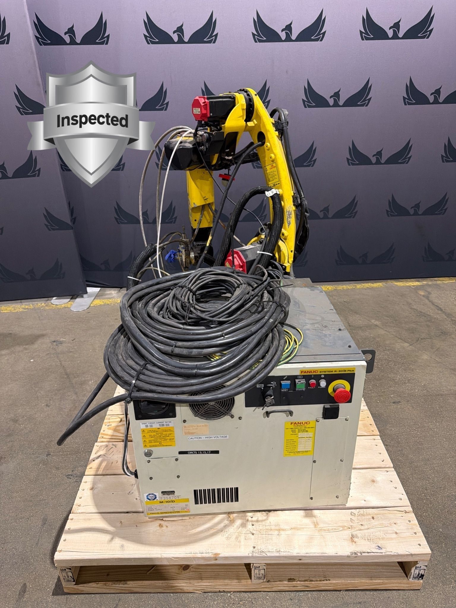 FANUC M‑10iD/12 Complete w/ R‑30iB Plus Controller USED - Missing Pendant 2